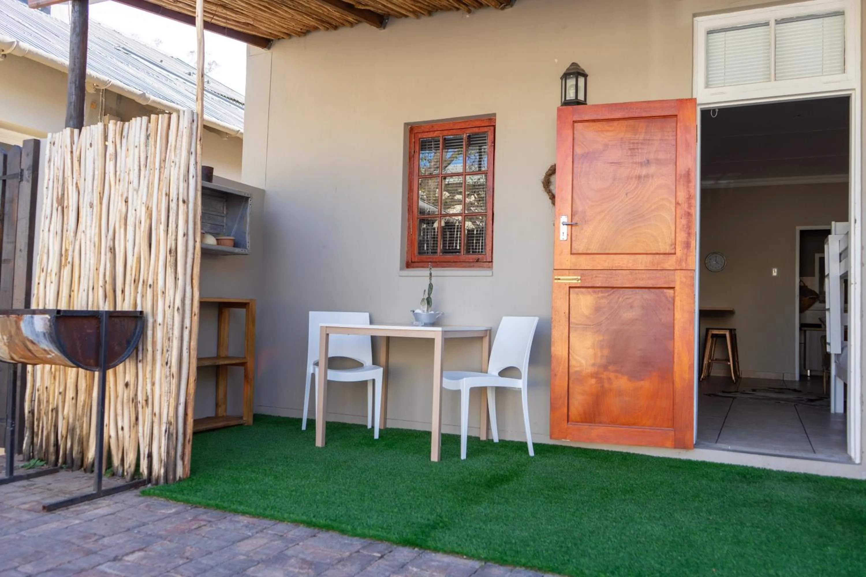Balcony/Terrace in De Akker Guest House Oudtshoorn