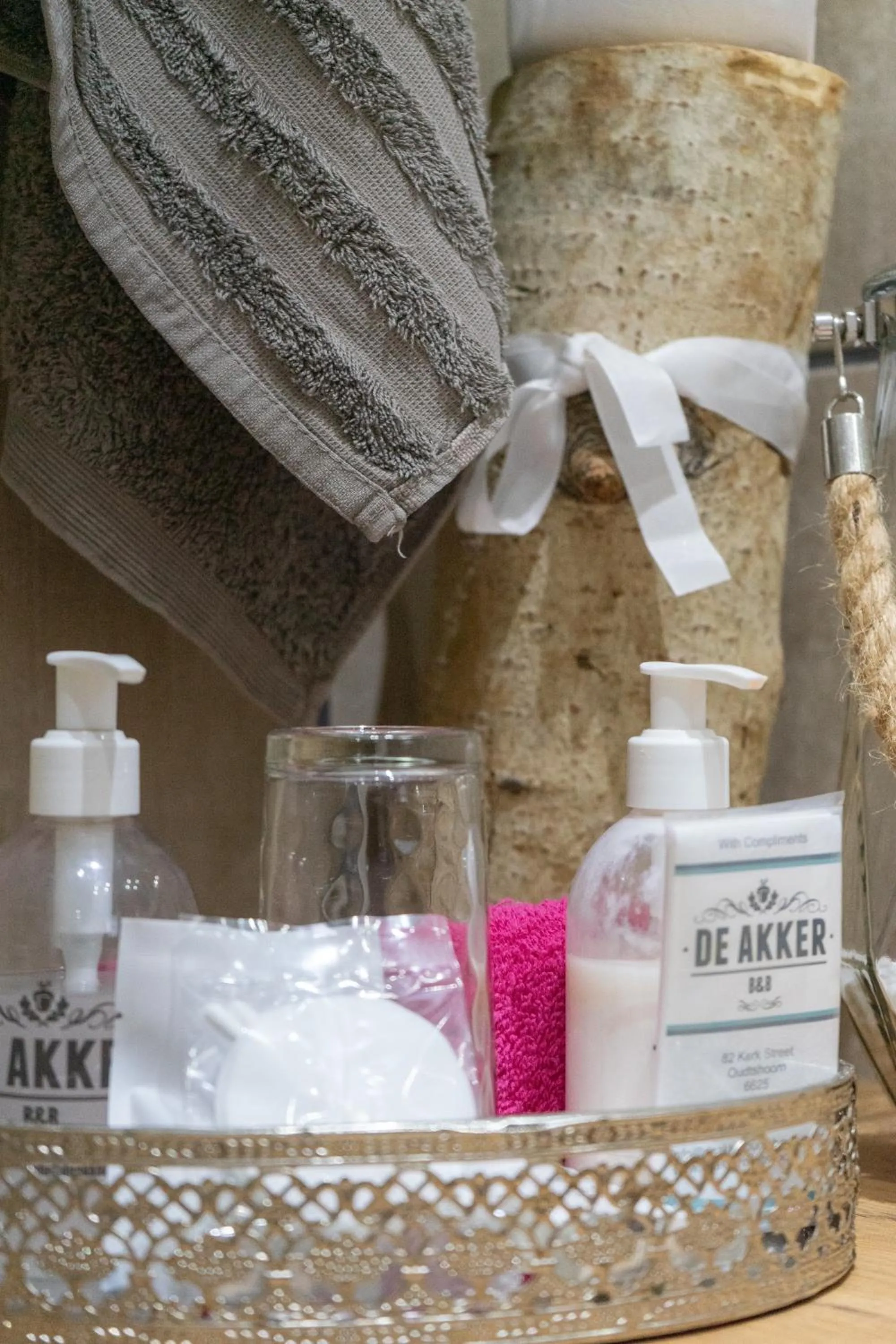 Bathroom in De Akker Guest House Oudtshoorn