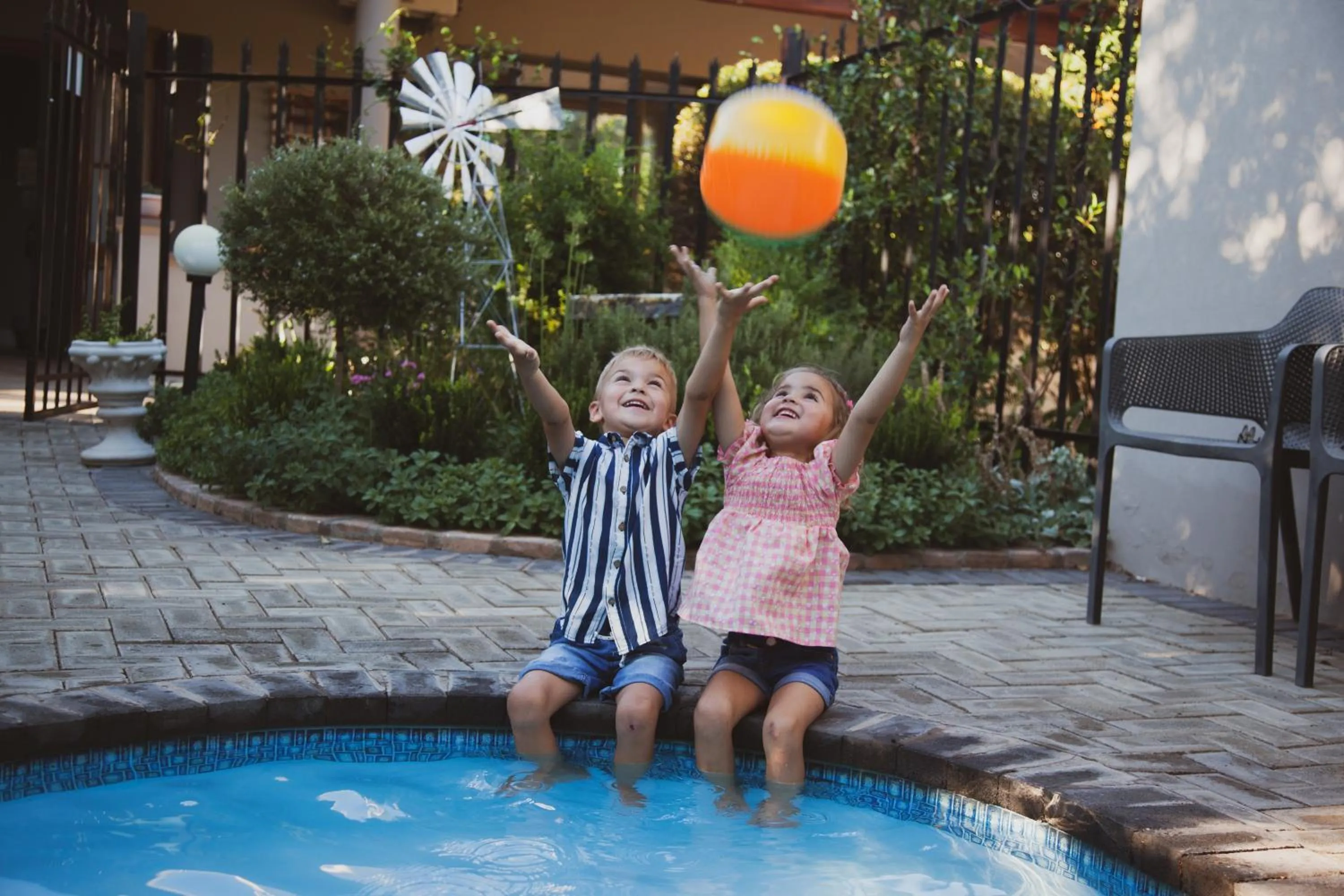 Swimming pool in De Akker Guest House Oudtshoorn