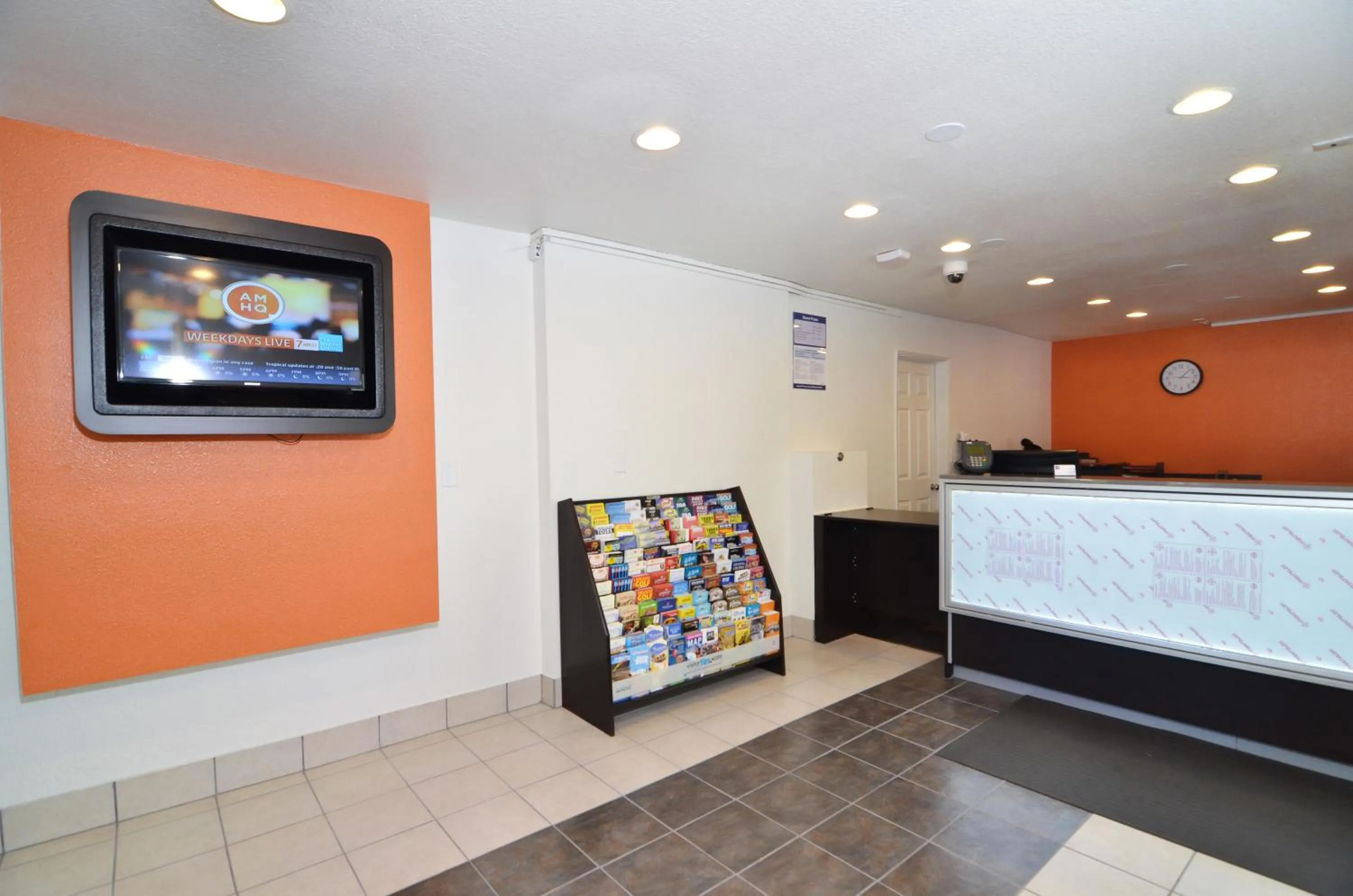Lobby or reception in Motel 6-Palm Springs, CA - East - Palm Canyon
