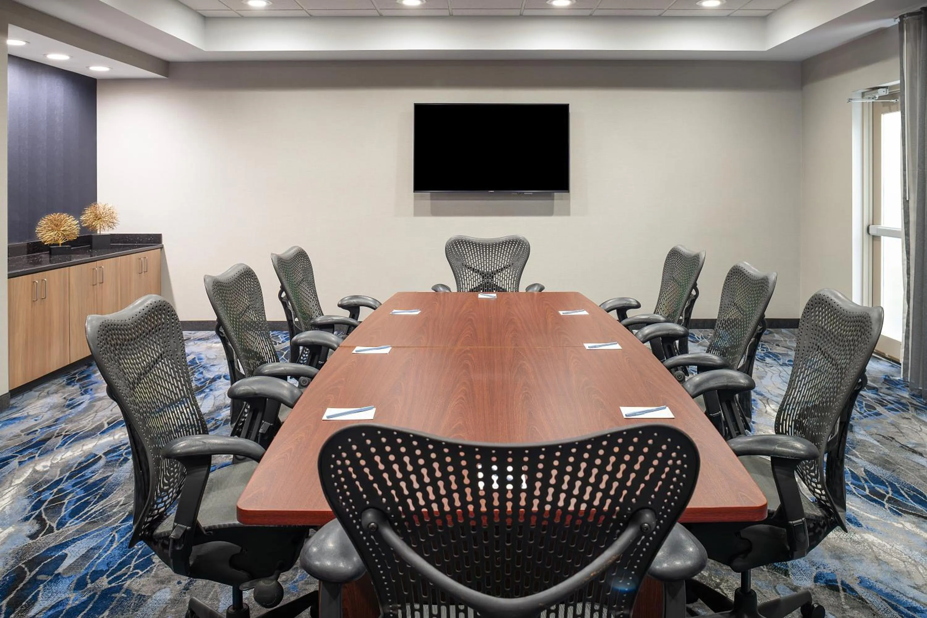 Meeting/conference room in Fairfield Inn & Suites – Buffalo Airport