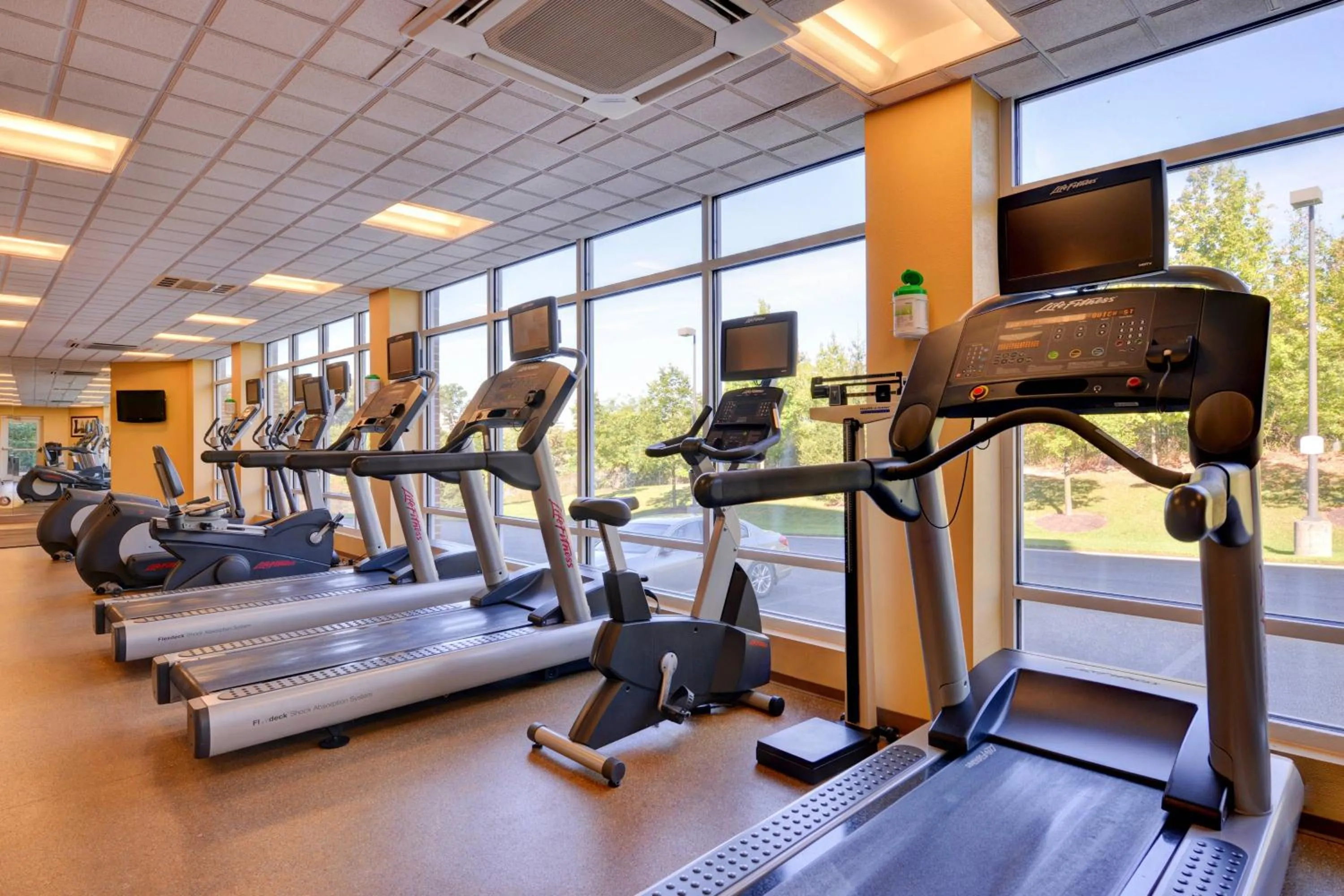 Fitness centre/facilities in SpringHill Suites Arundel Mills BWI Airport