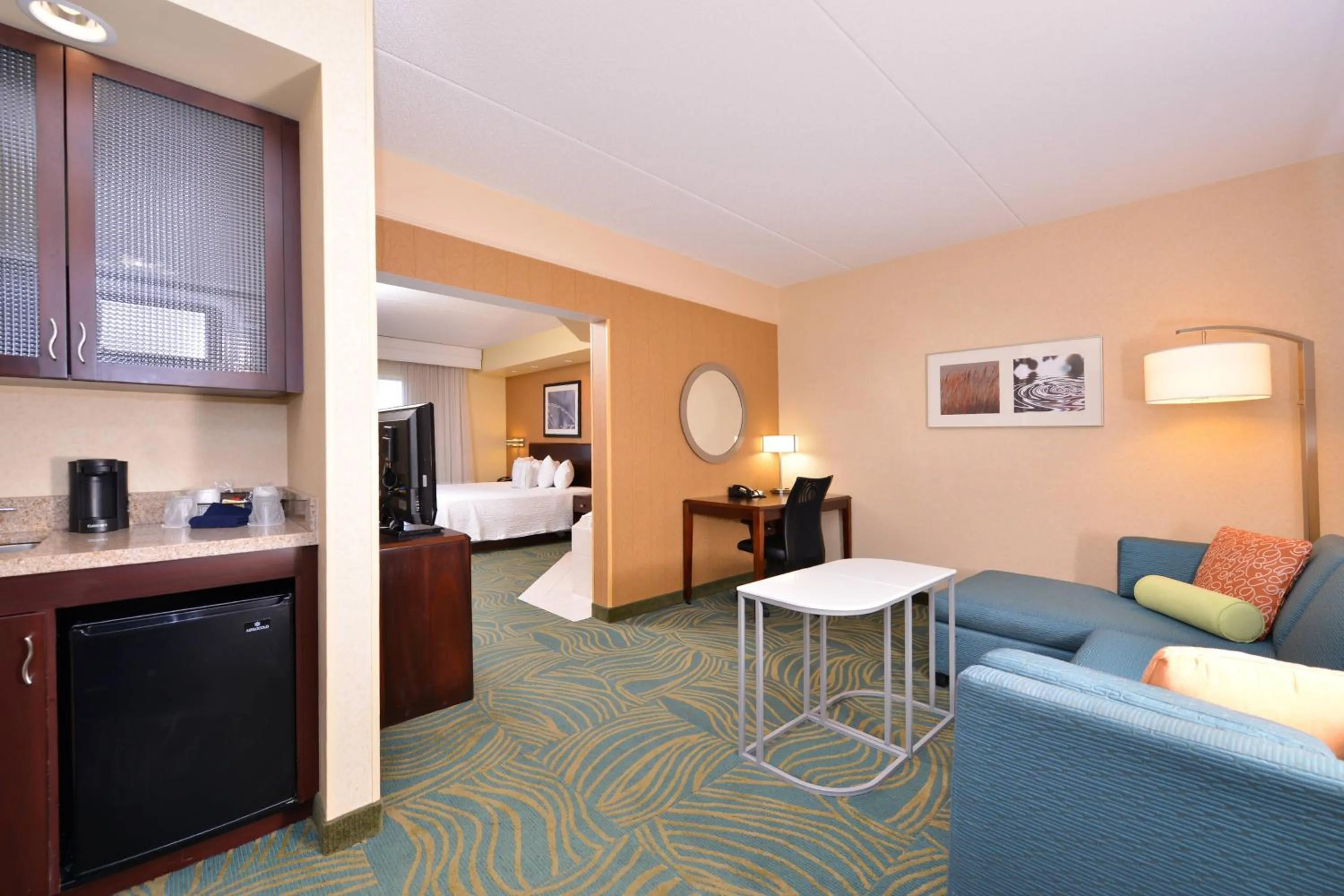 Bedroom in SpringHill Suites Arundel Mills BWI Airport