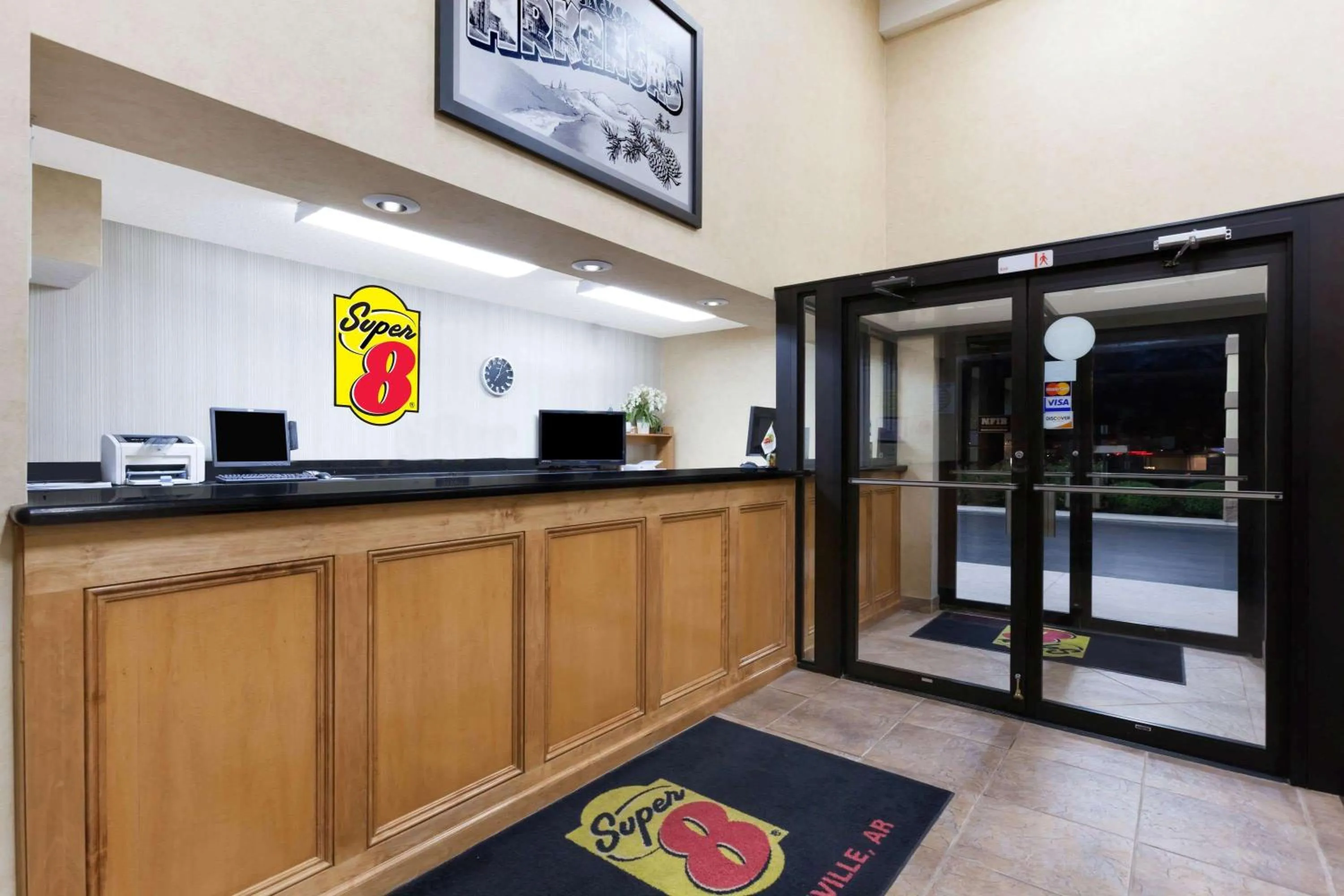 Lobby or reception in Super 8 by Wyndham Jacksonville AR