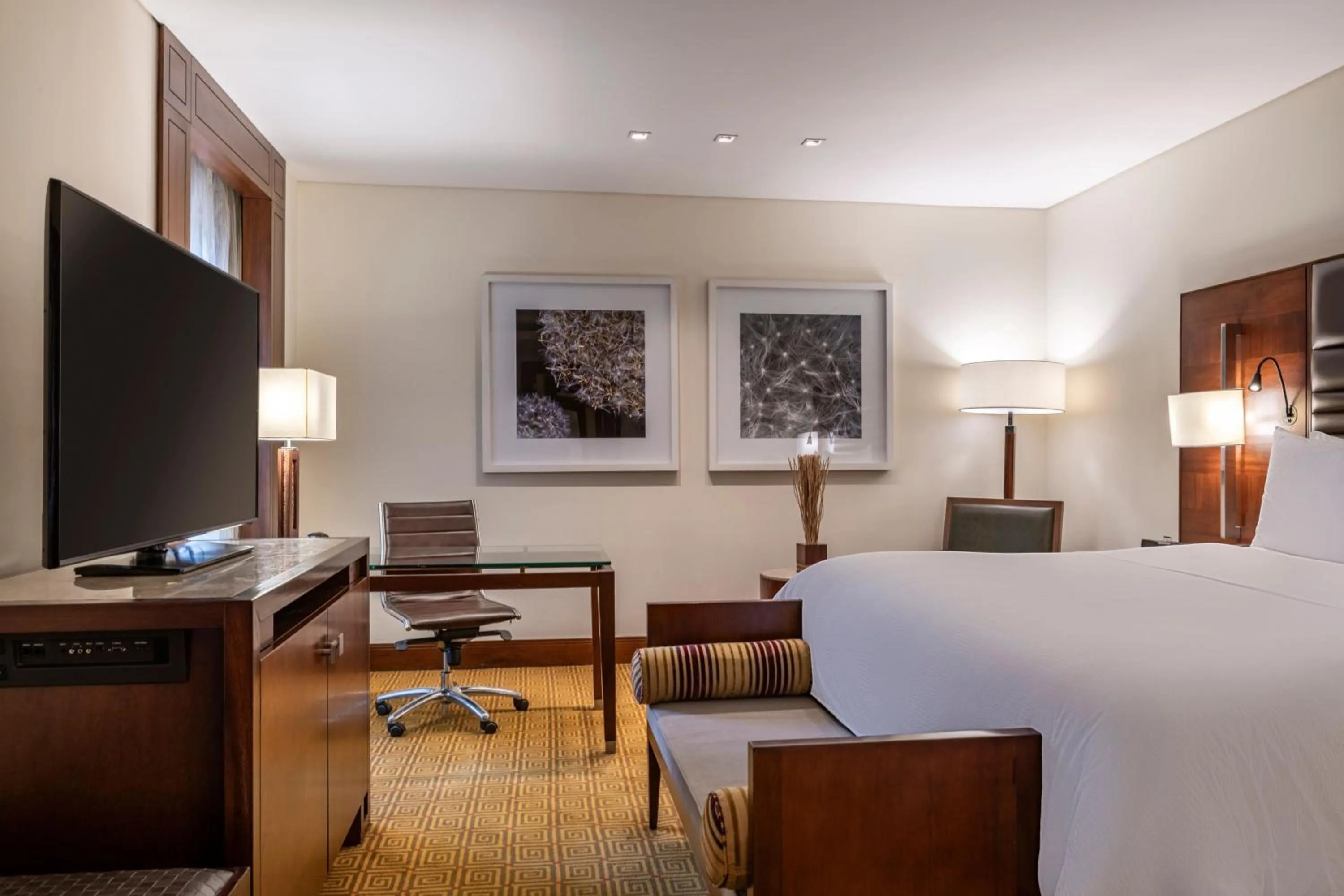 Photo of the whole room, Bed in JW Marriott Hotel Bogotá