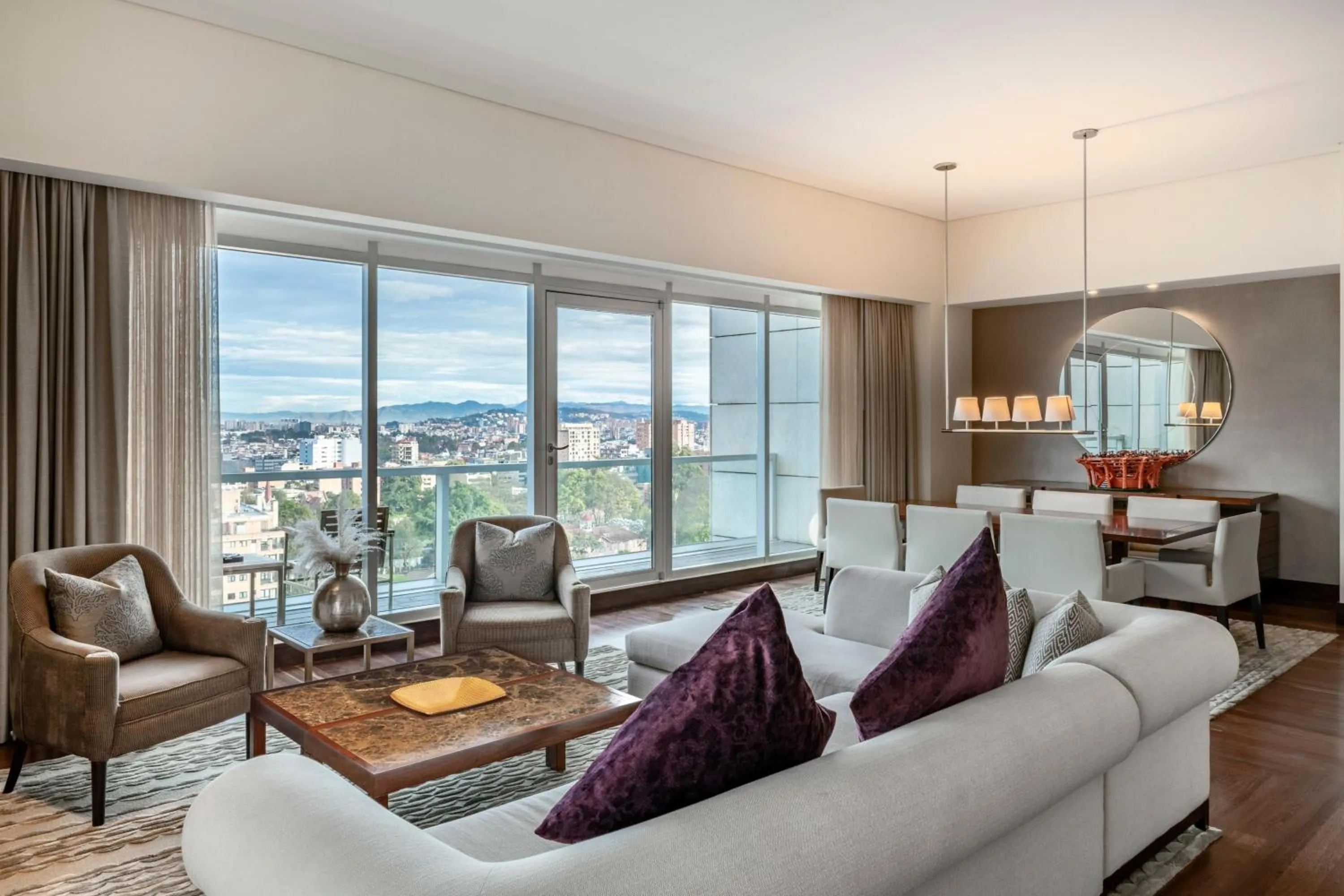Living room in JW Marriott Hotel Bogotá