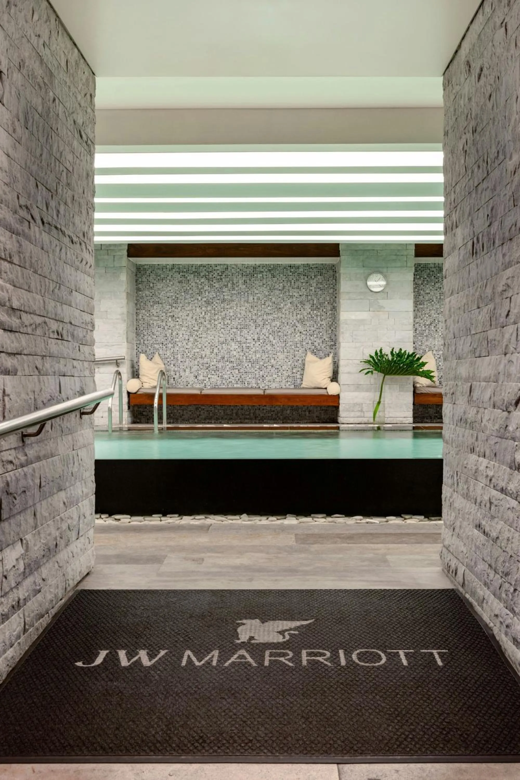 Swimming pool in JW Marriott Hotel Bogotá