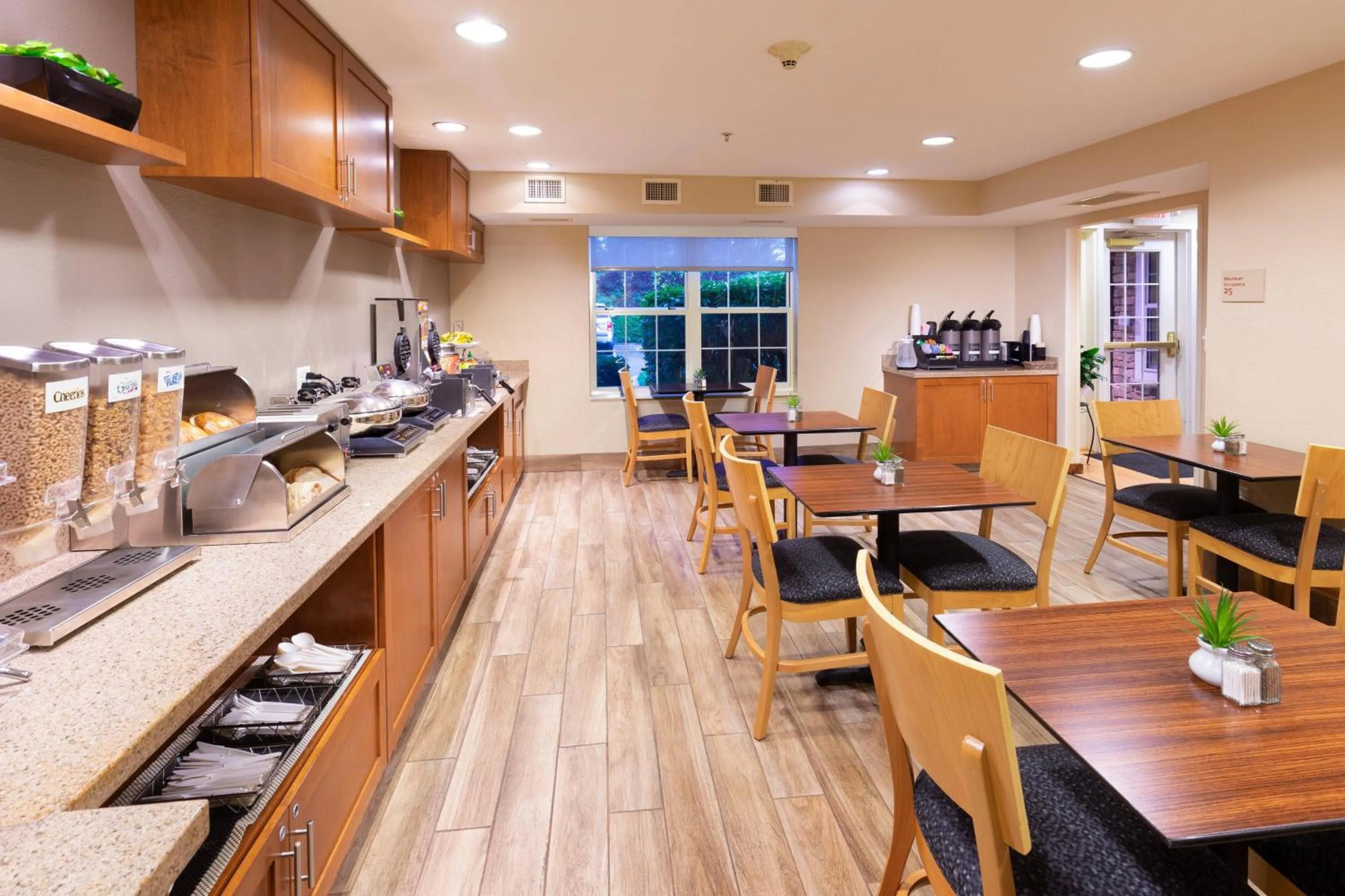 Breakfast in TownePlace Suites Bowie Town Center