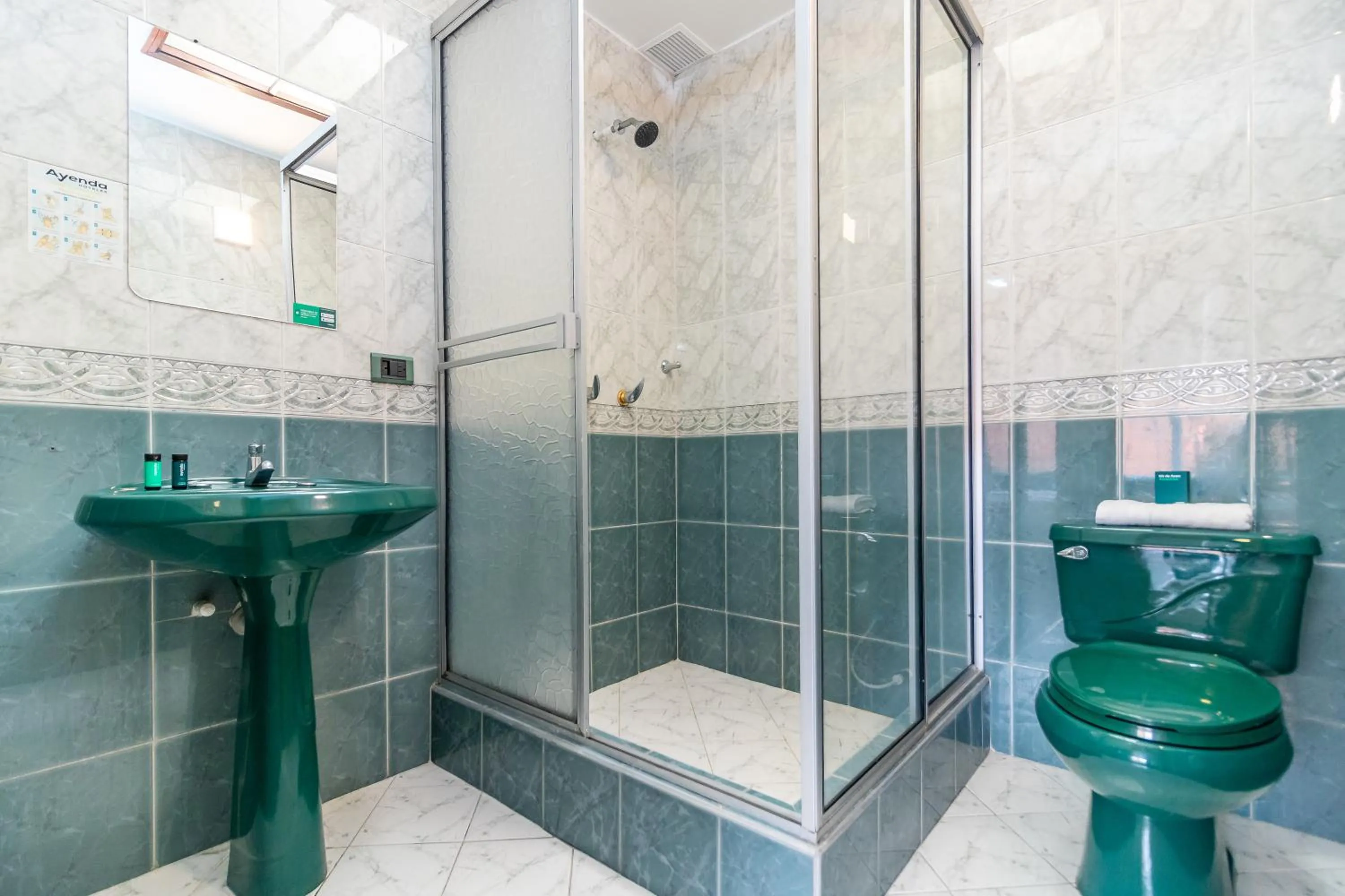 Bathroom in Hotel Quintas de Normandia