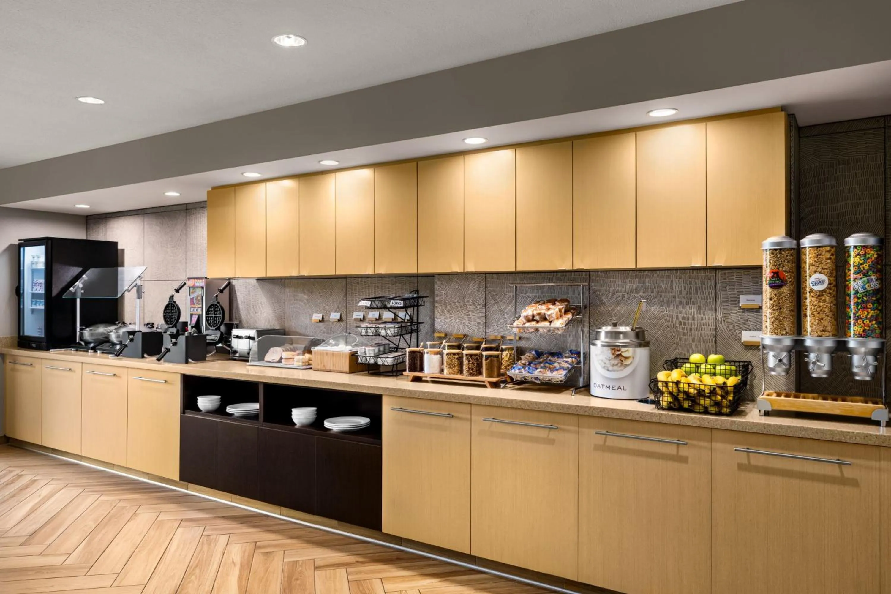 Breakfast in TownePlace Suites by Marriott Fort Meade National Business Park