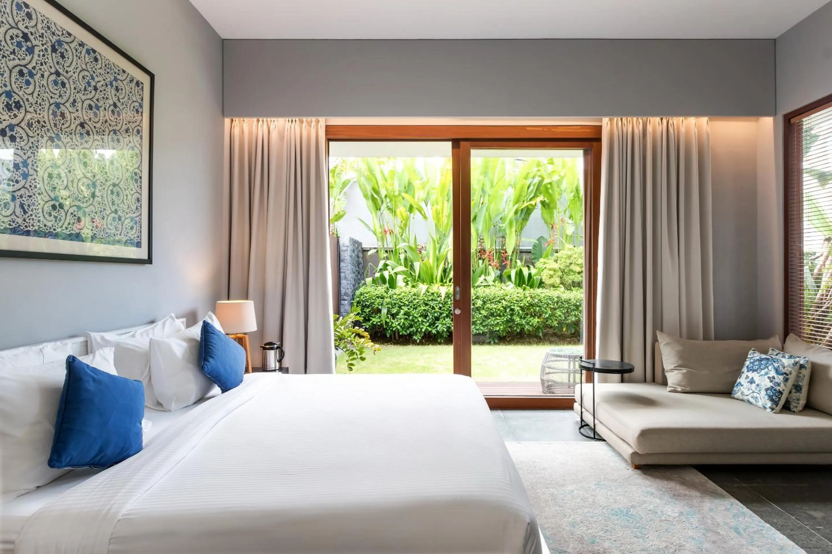 Bedroom, Bed in Amarin Seminyak