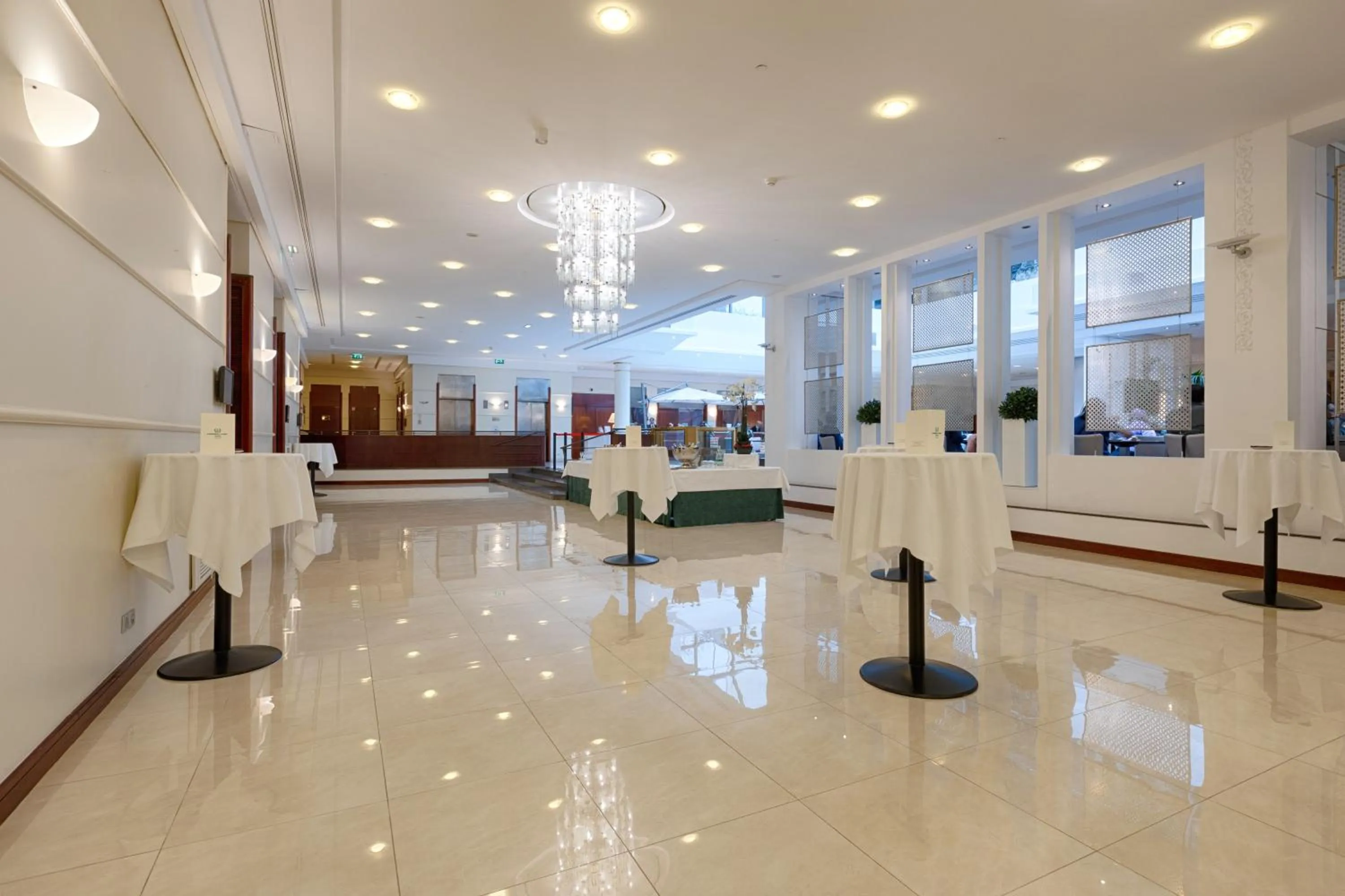 Banquet/Function facilities in Occidental Paris Levallois