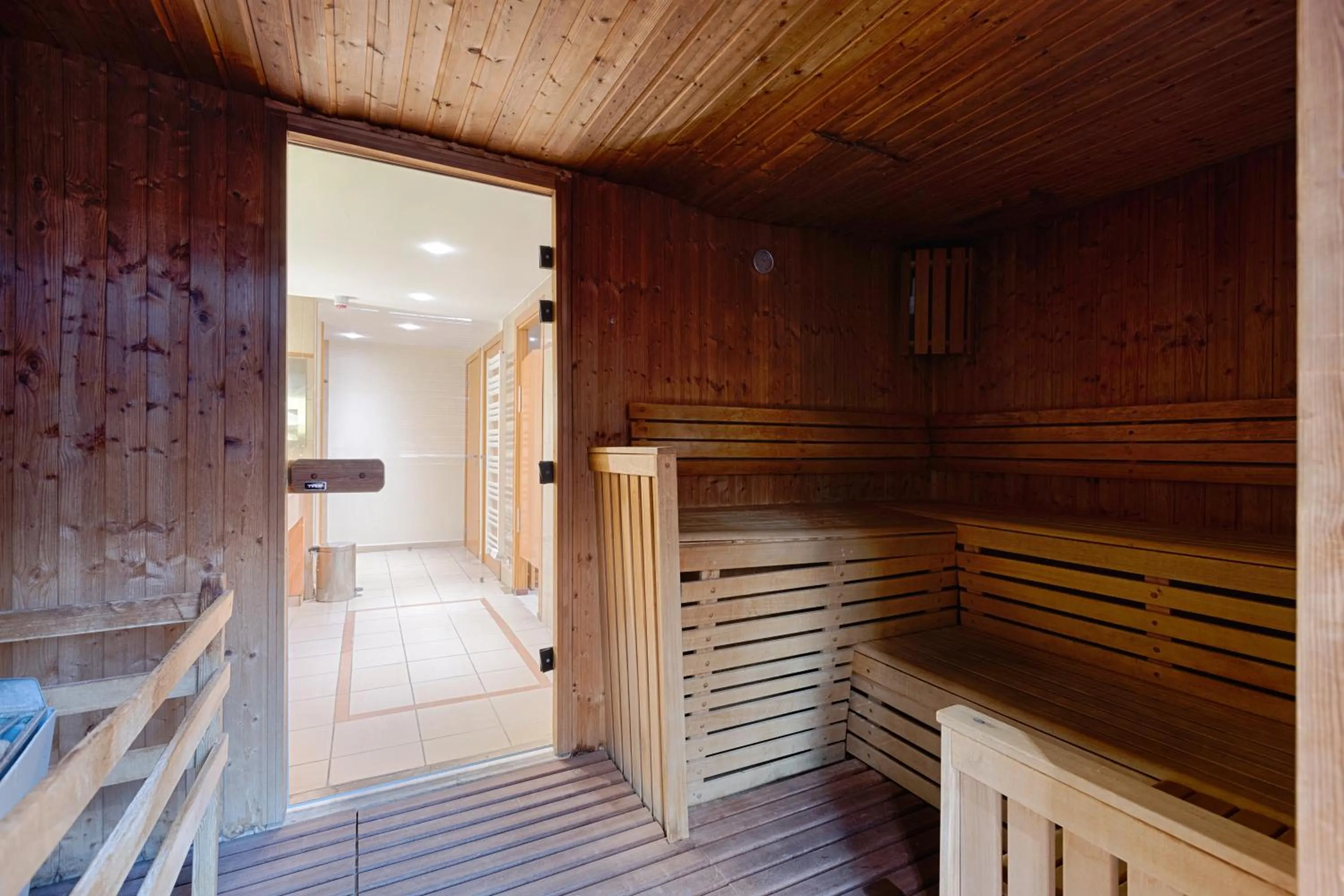 Sauna in Occidental Paris Levallois