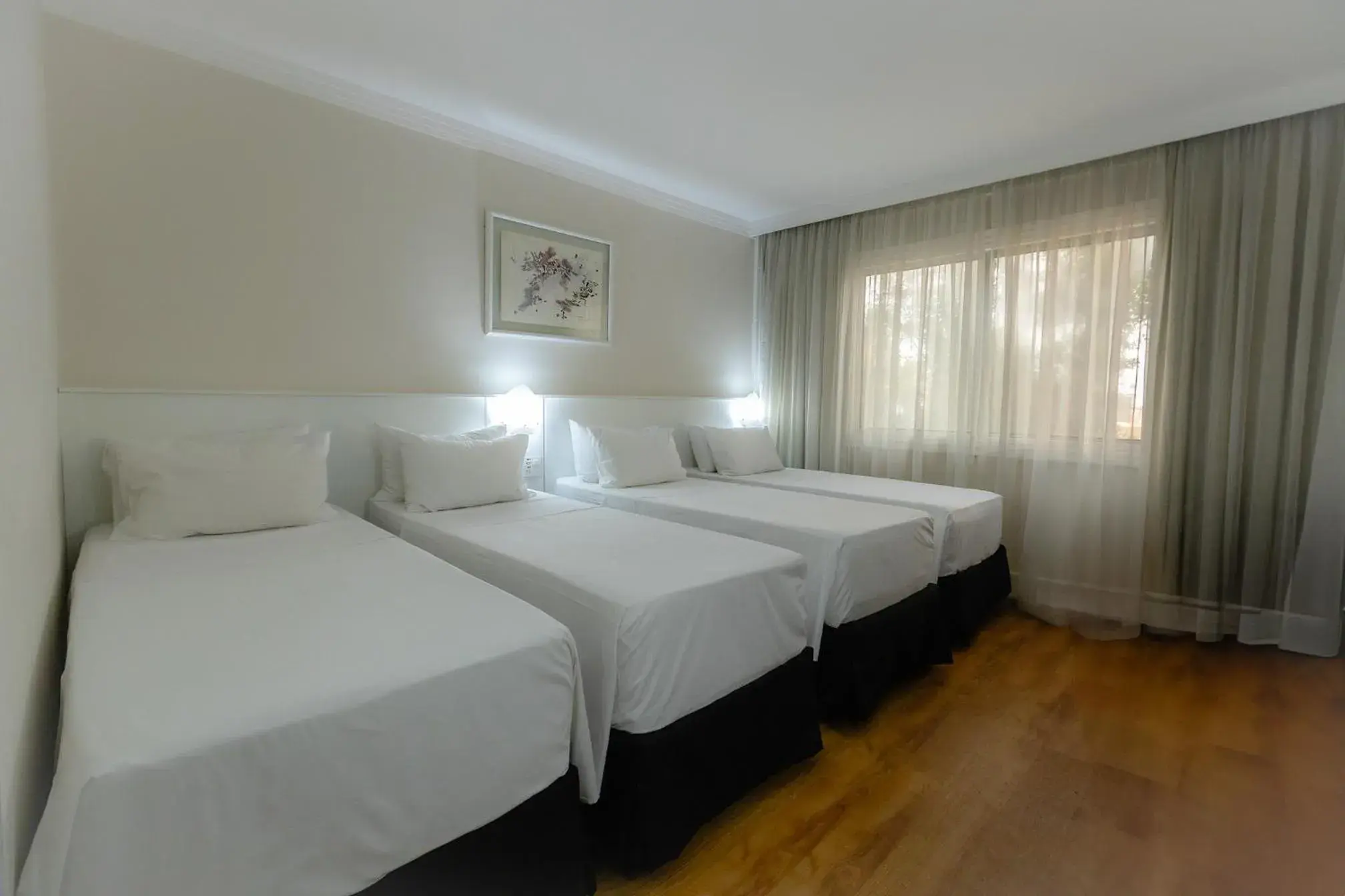 Quadruple Room in Hotel Premium Campinas Quadruple Room in Hotel Premium Campinas