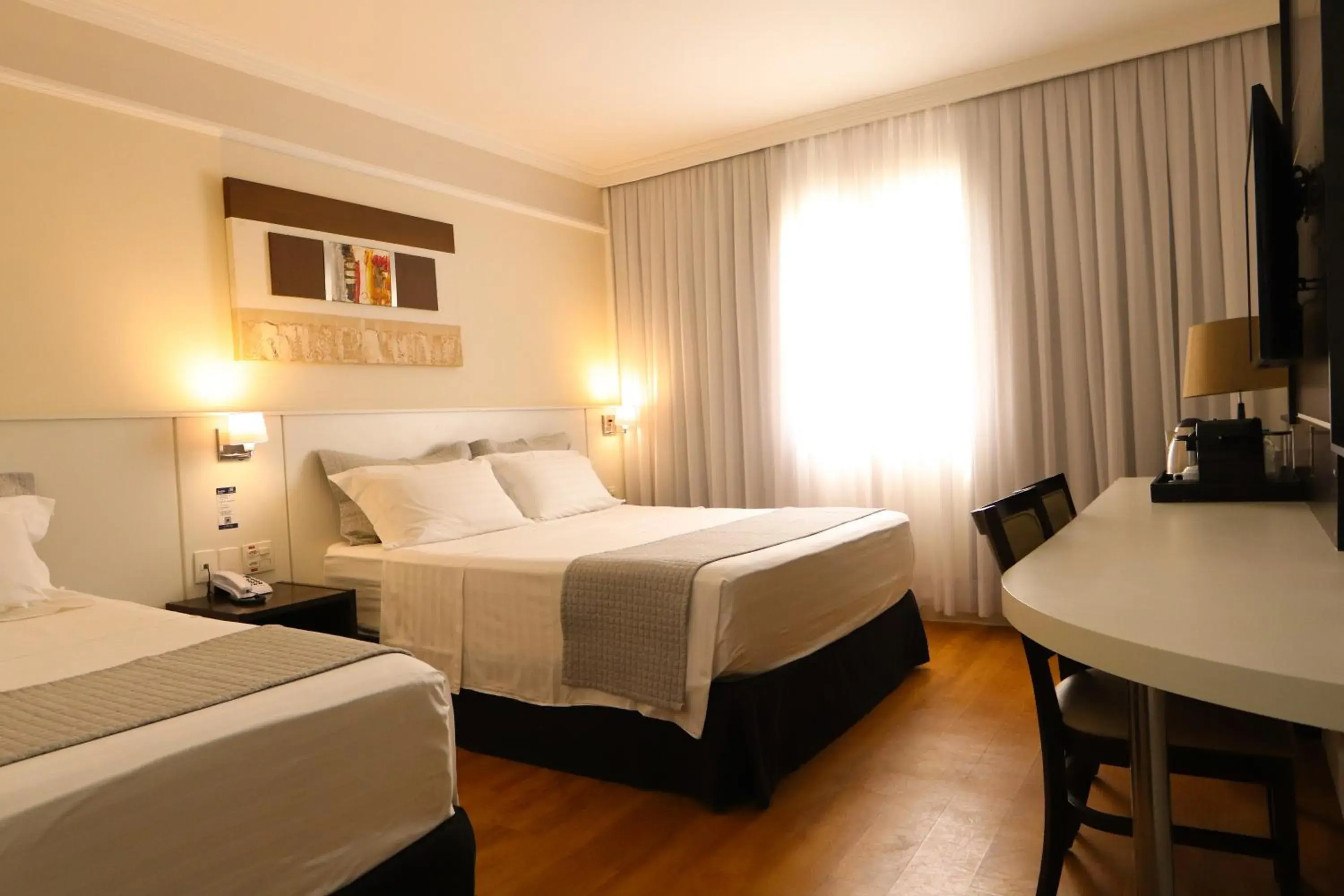 Deluxe Suite With Queen Bed - single occupancy in Hotel Premium Campinas Deluxe Suite With Queen Bed - single occupancy in Hotel Premium Campinas