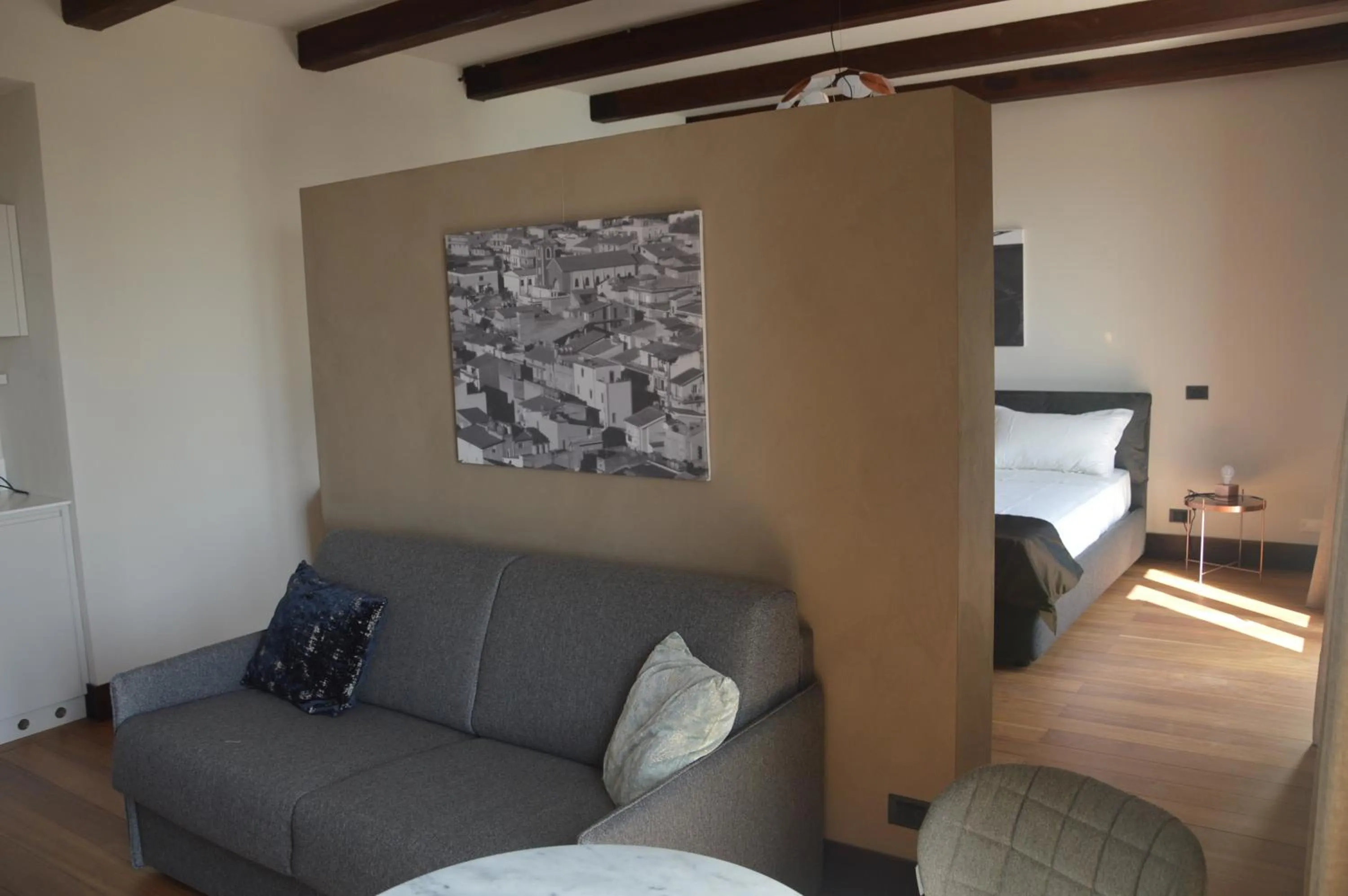 Living room, Bed in Casa Realia