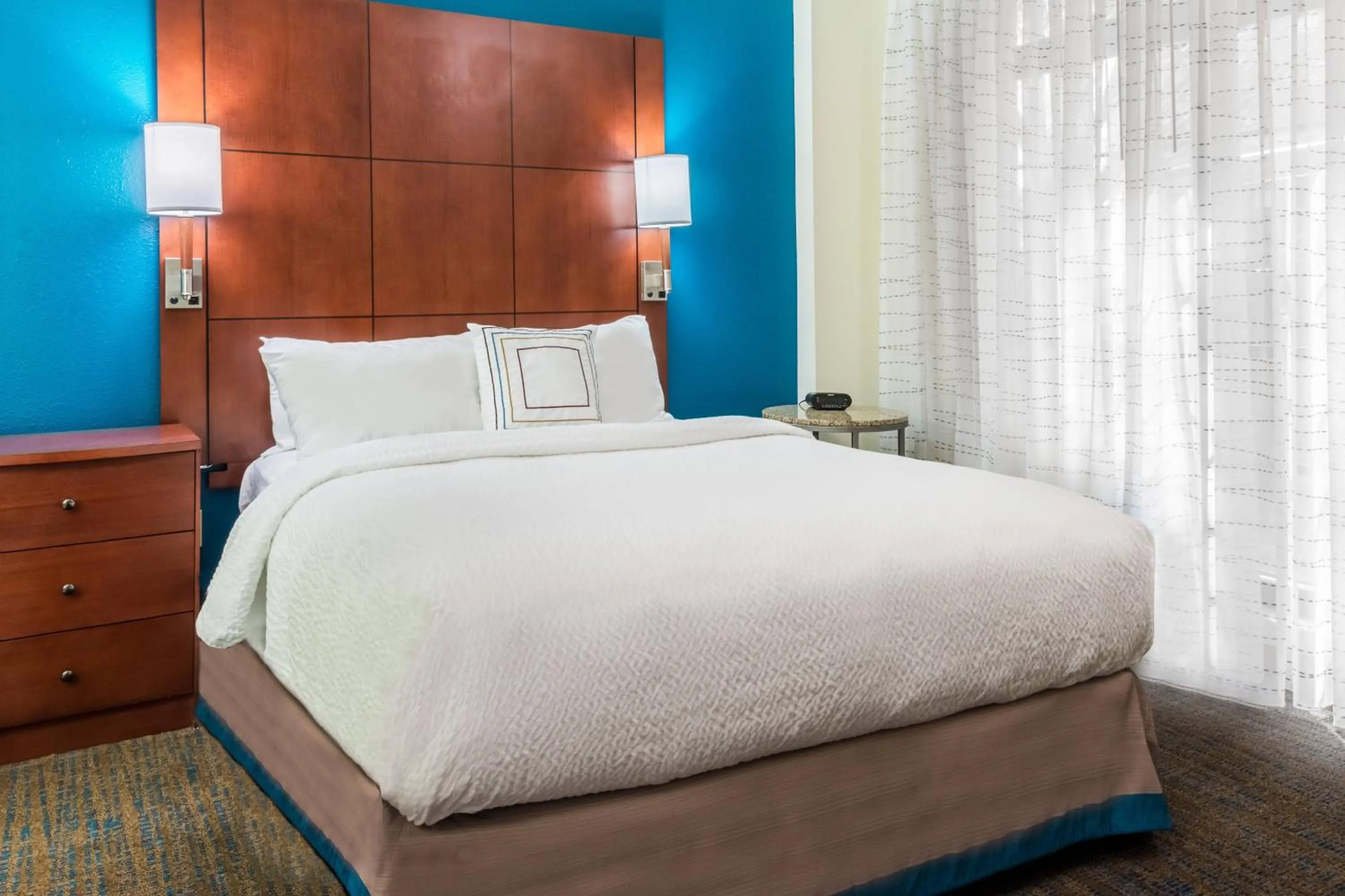 Photo of the whole room, Bed in Residence Inn Chattanooga Downtown