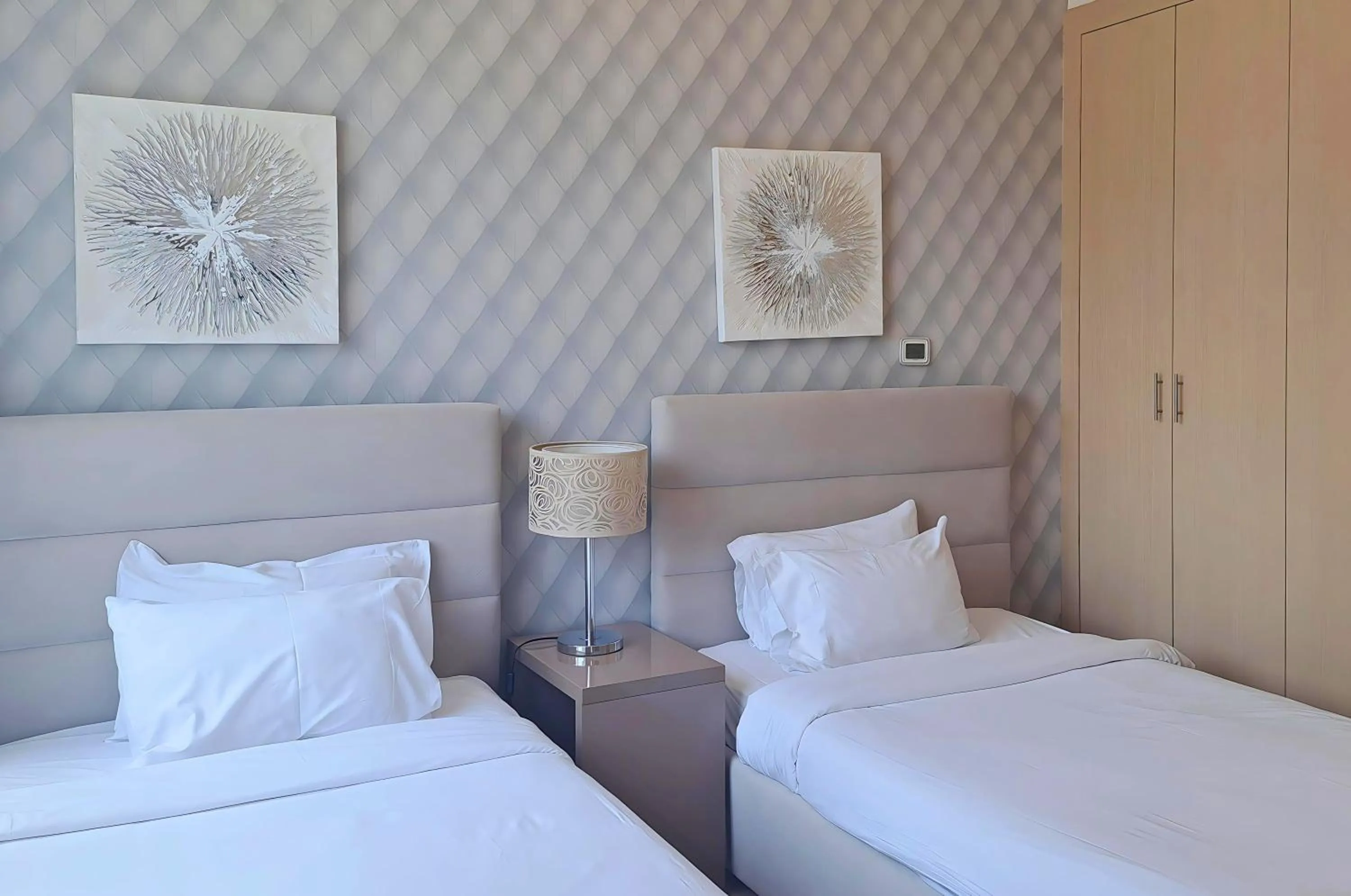 Bedroom, Bed in Barceló Residences Dubai Marina