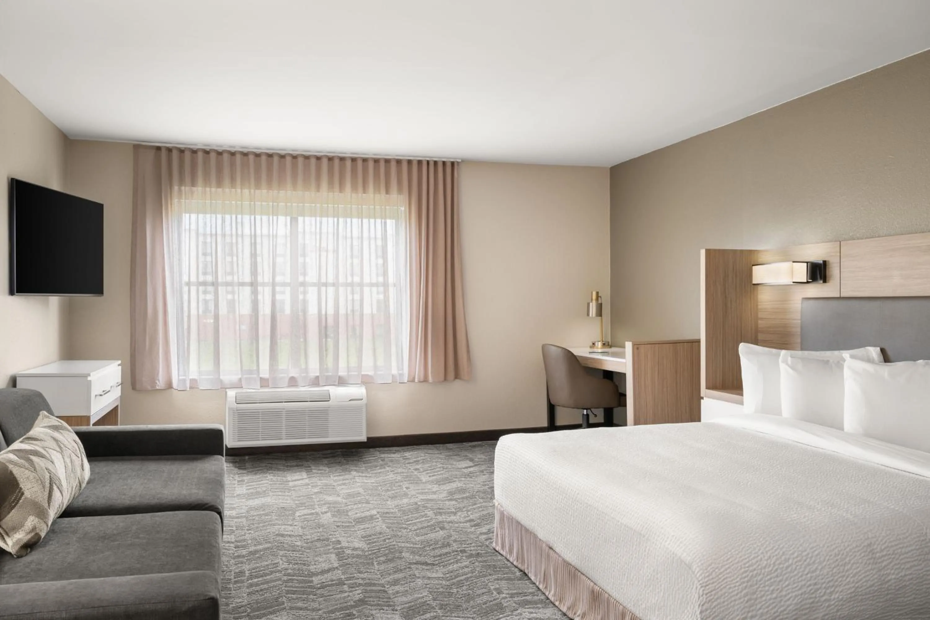 Bedroom, Bed in SpringHill Suites by Marriott Chicago Bolingbrook