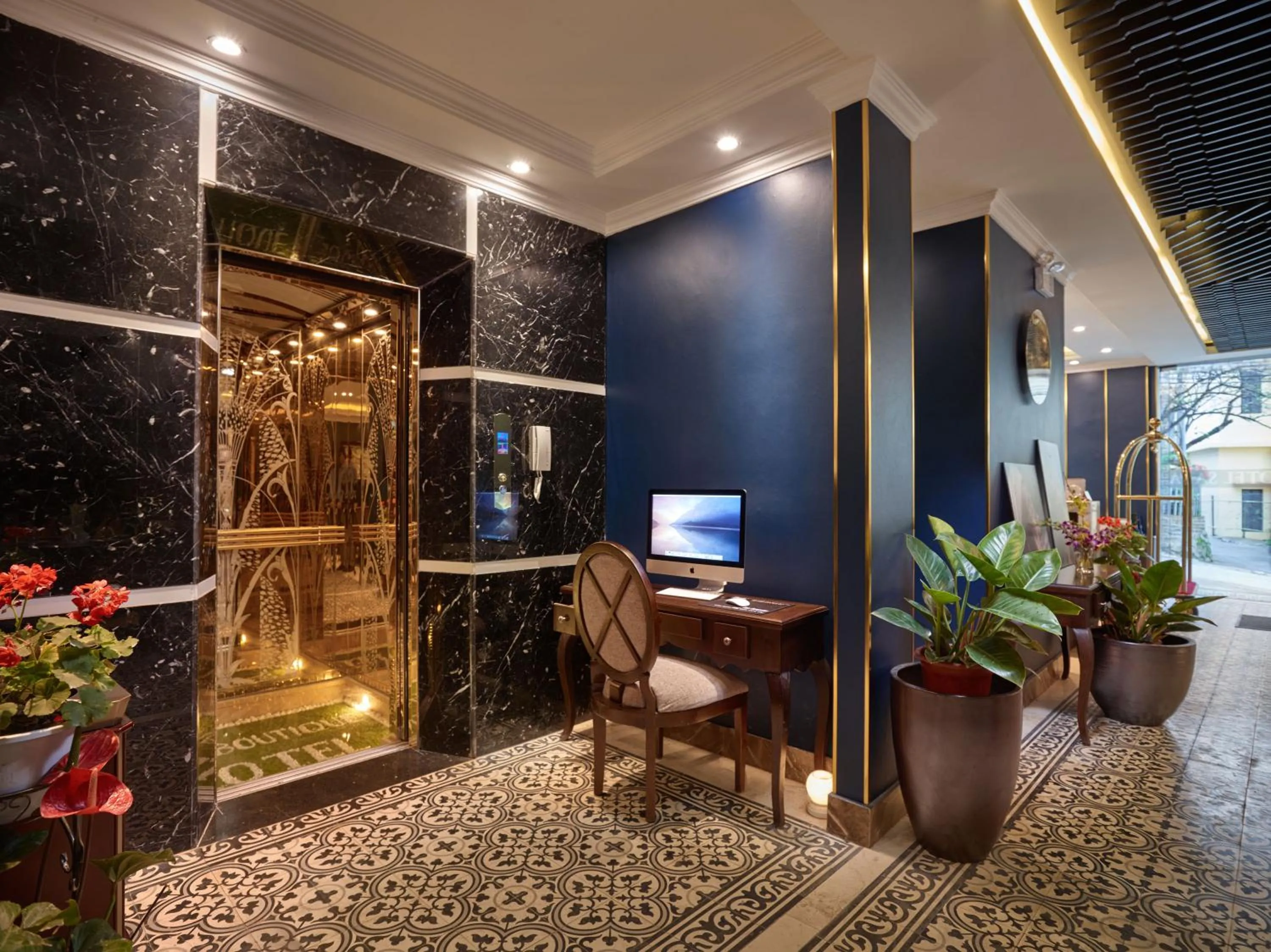 Communal lounge/ TV room in Eden Boutique Hotel & Spa