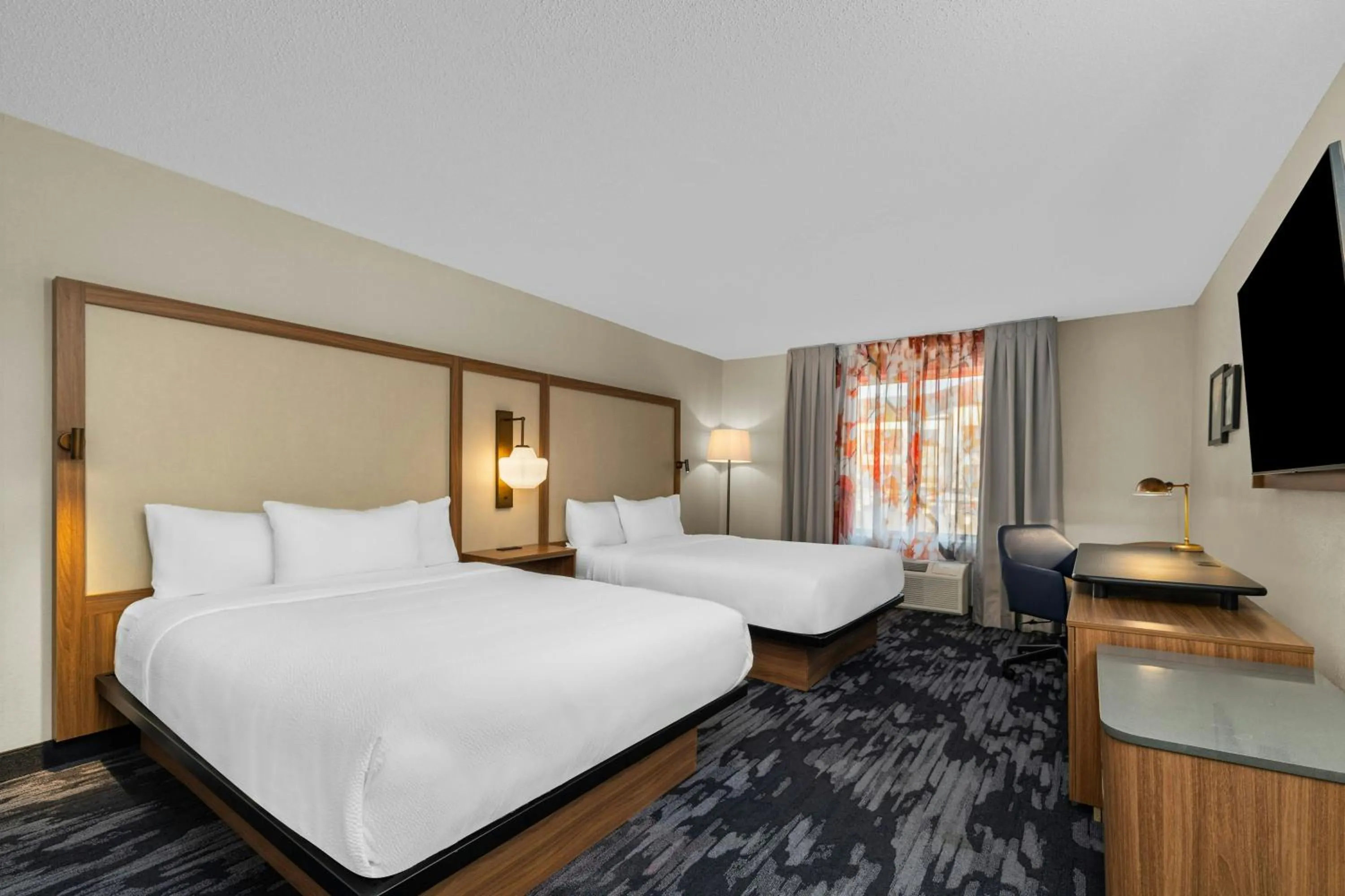 Photo of the whole room, Bed in Fairfield by Marriott Southeast Hammond, IN