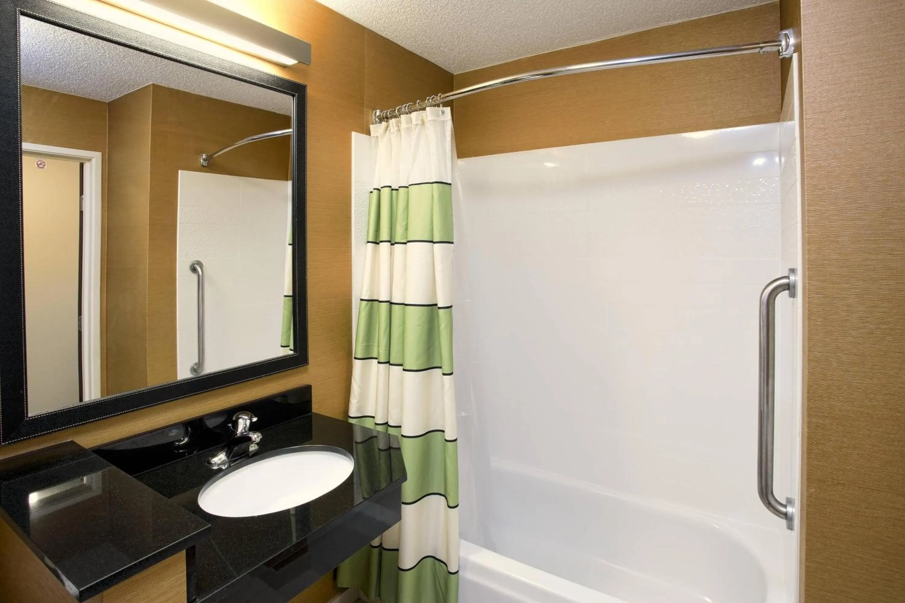 Bathroom in Fairfield by Marriott Southeast Hammond, IN