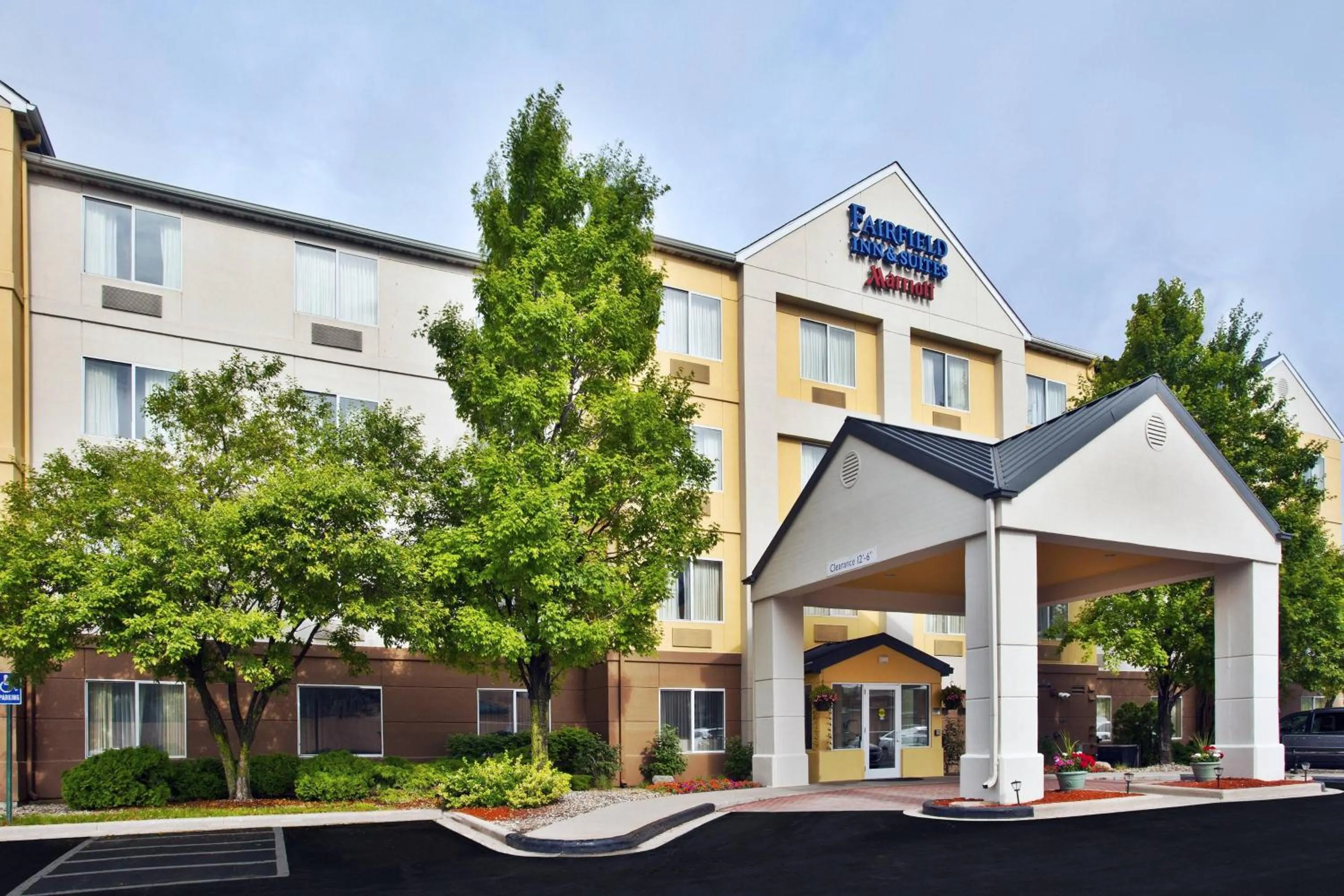 Property building in Fairfield by Marriott Southeast Hammond, IN