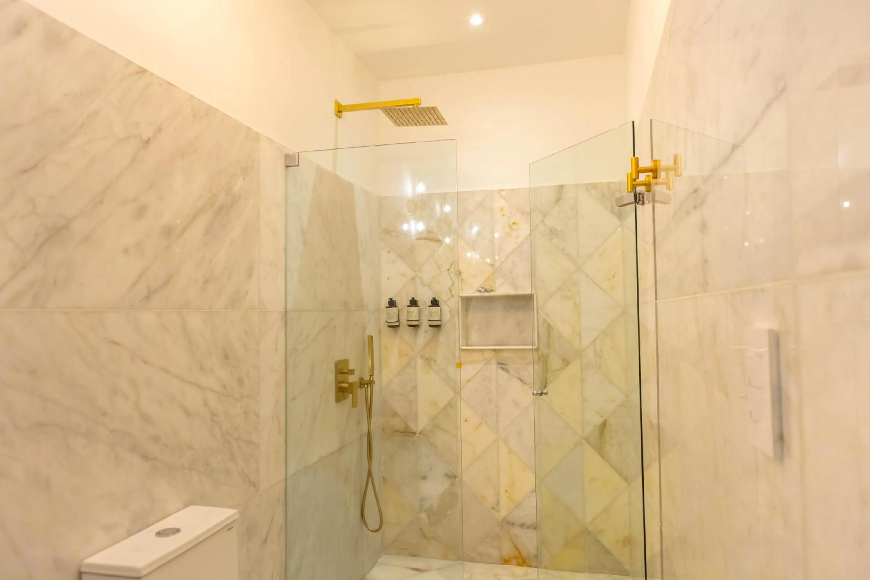 Bathroom in Hotel El Marqués