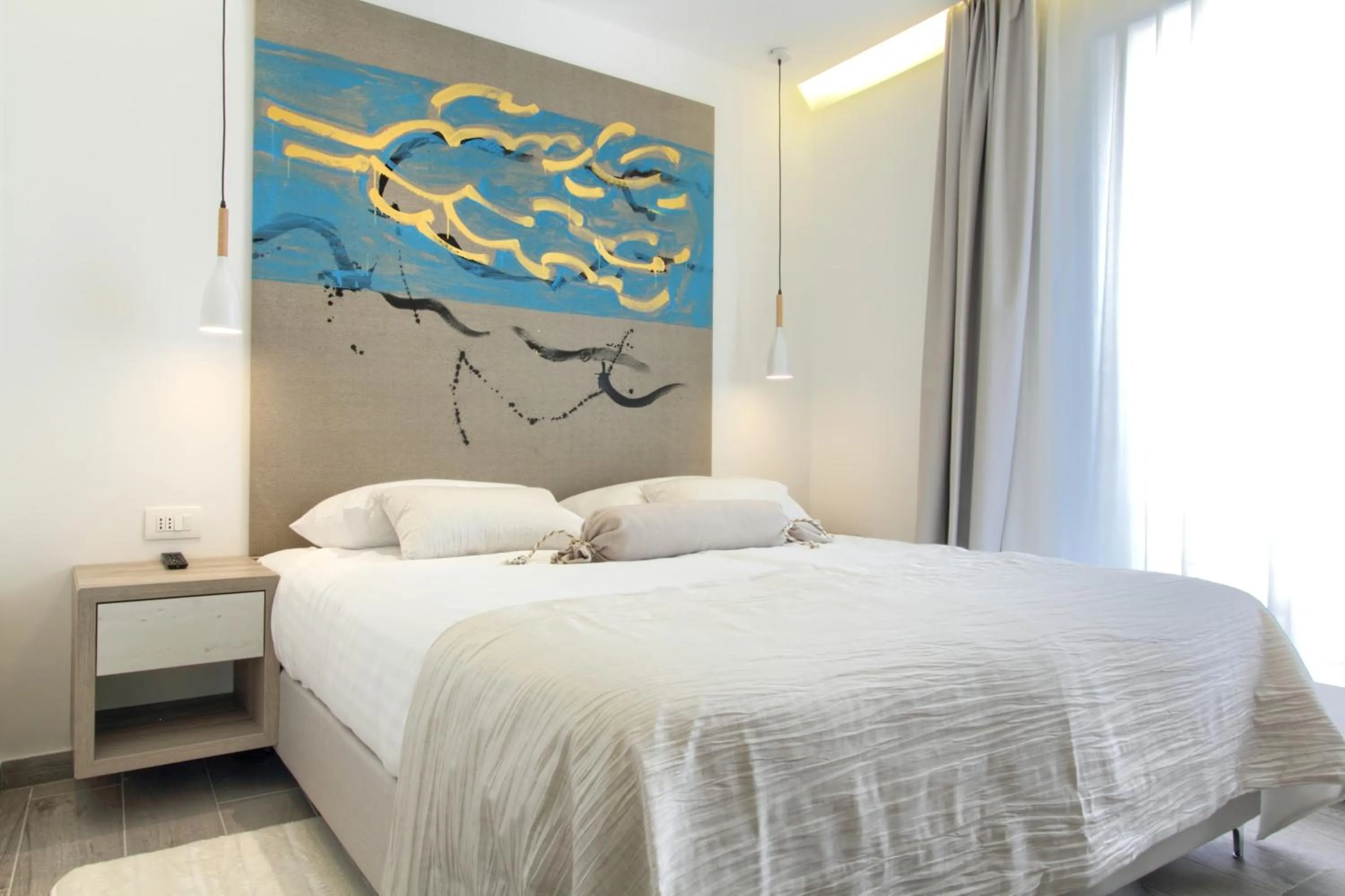 Bedroom, Bed in Kalamota Beach House