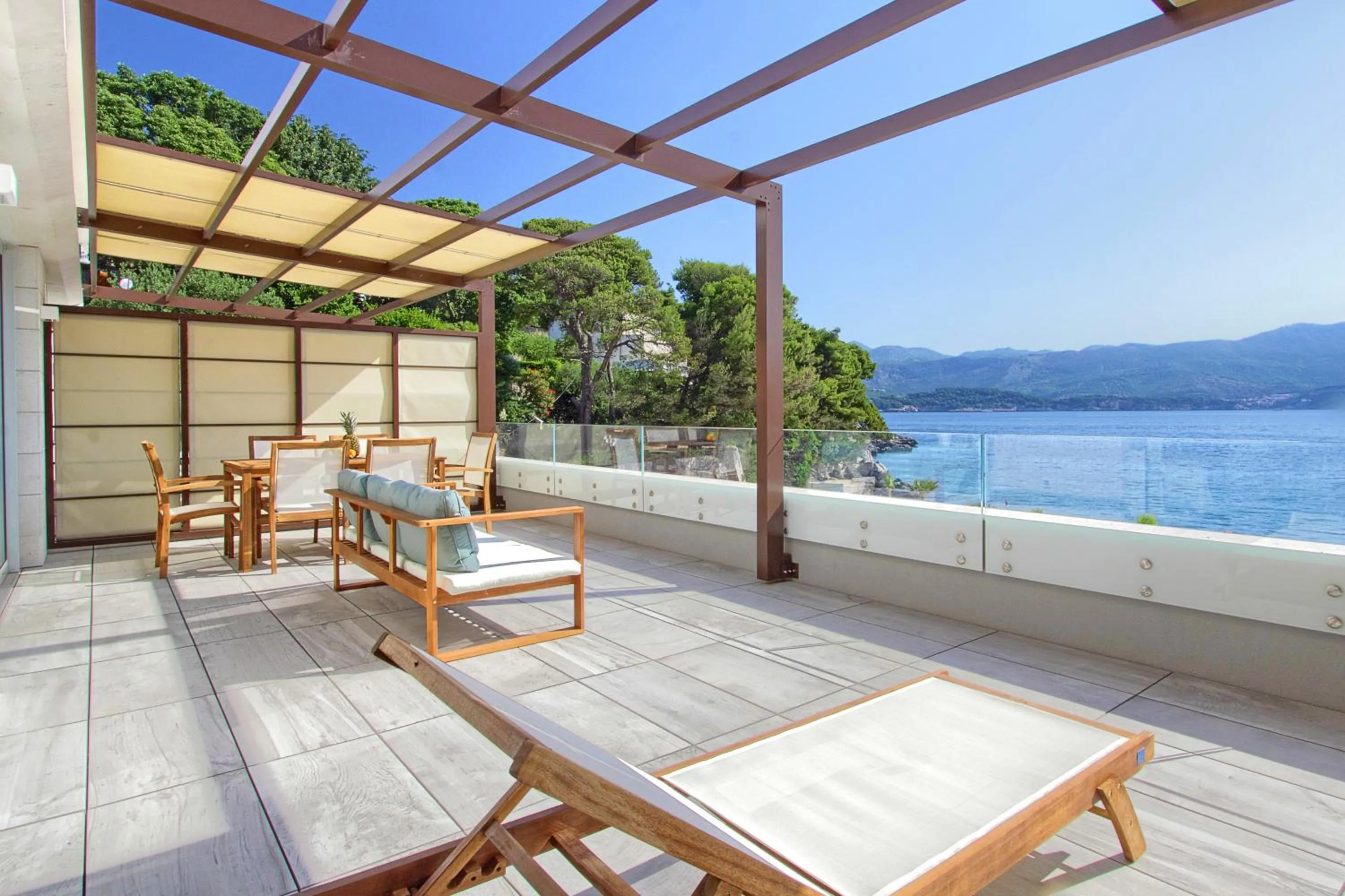 Balcony/Terrace in Kalamota Beach House