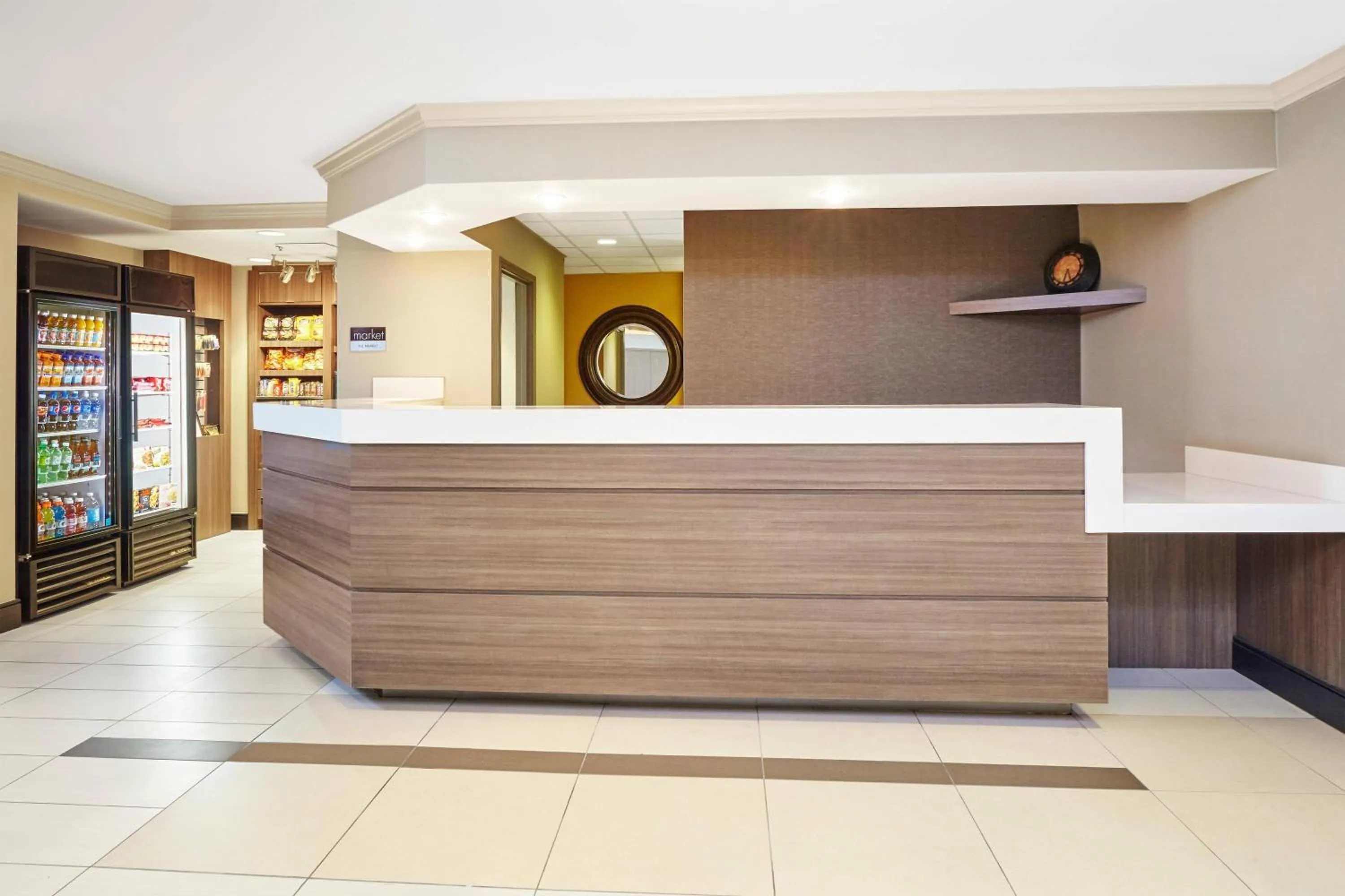 Lobby or reception in Residence Inn by Marriott Chicago Schaumburg/Woodfield Mall