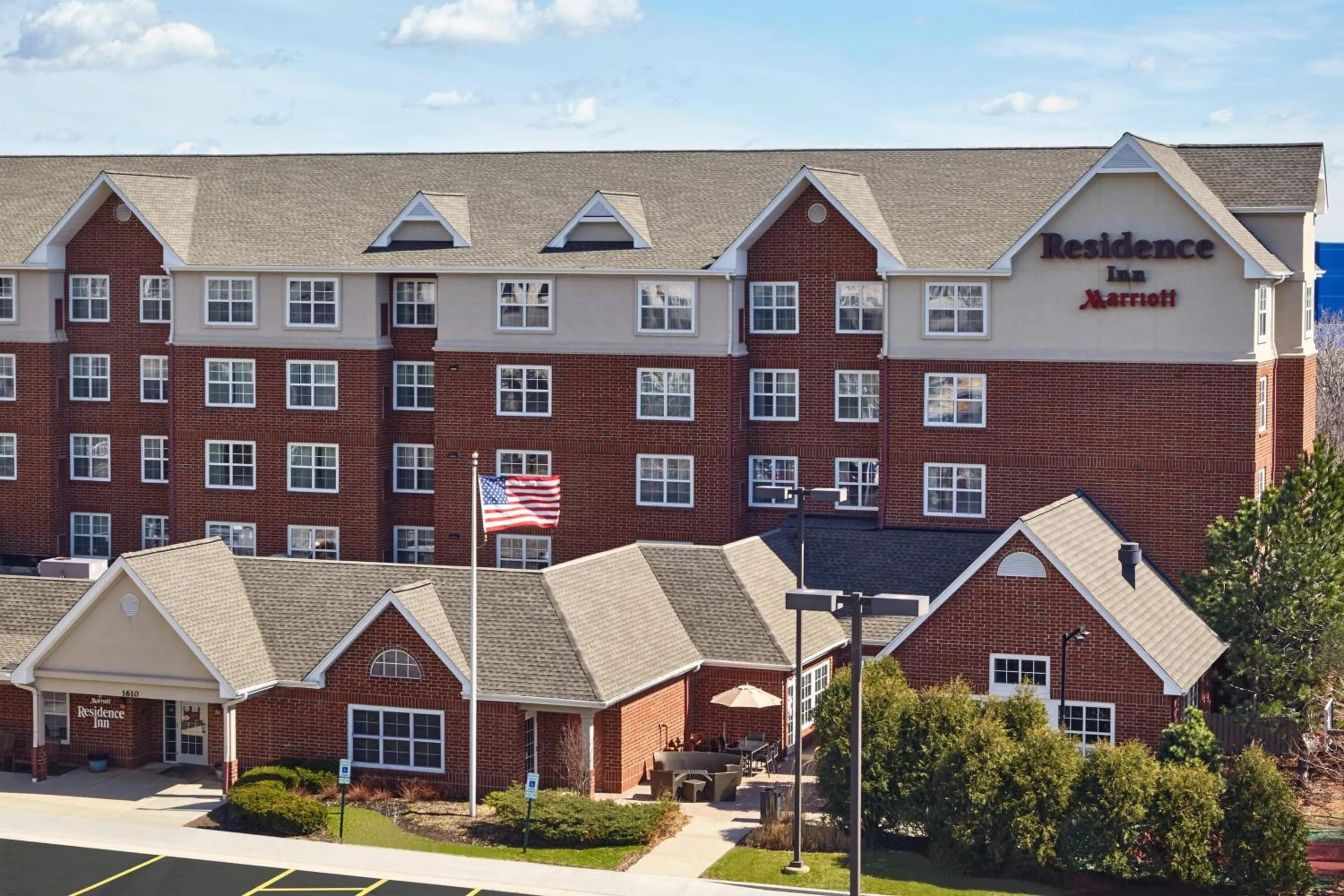 Property building in Residence Inn by Marriott Chicago Schaumburg/Woodfield Mall