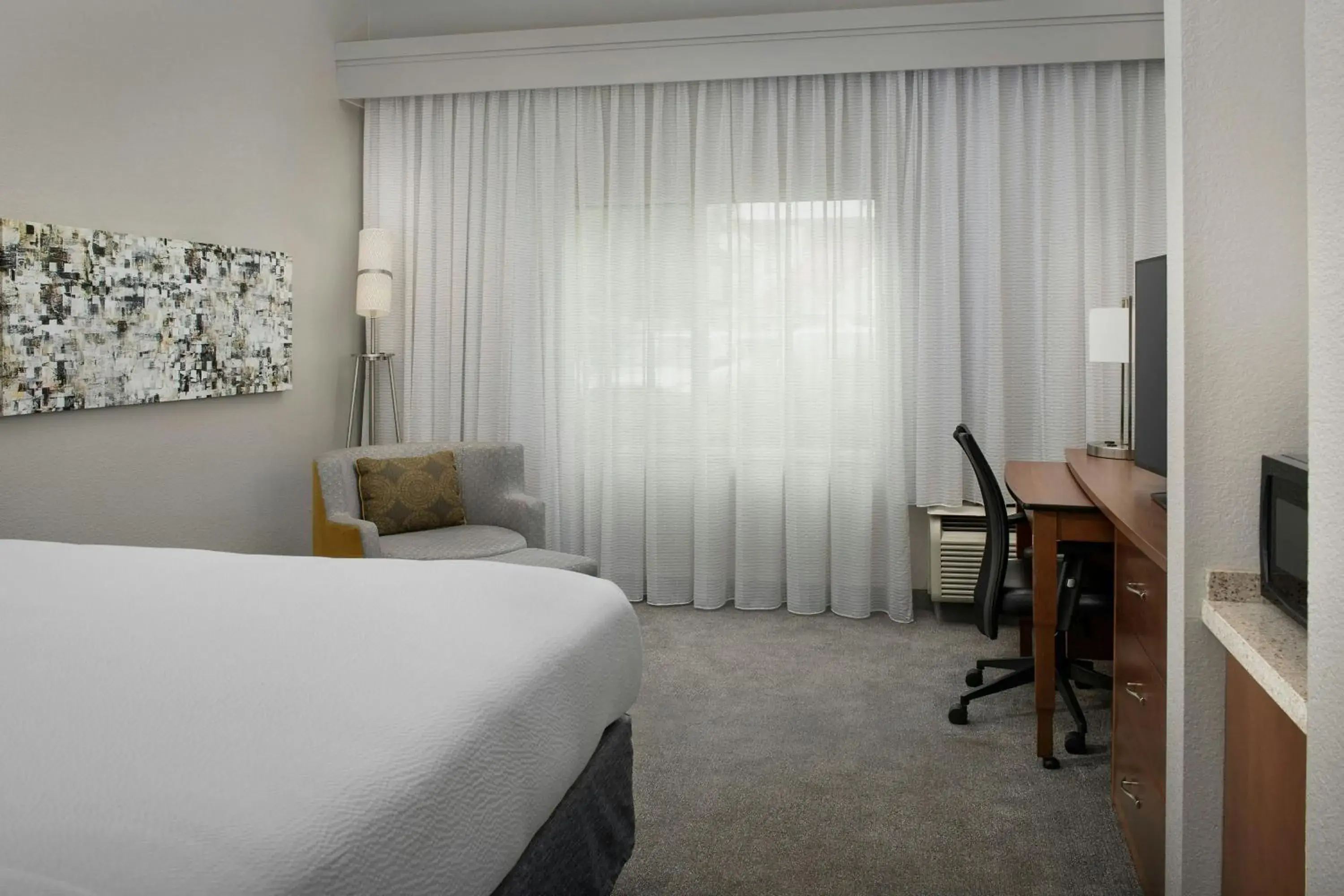 King Room in Courtyard Chico King Room in Courtyard Chico