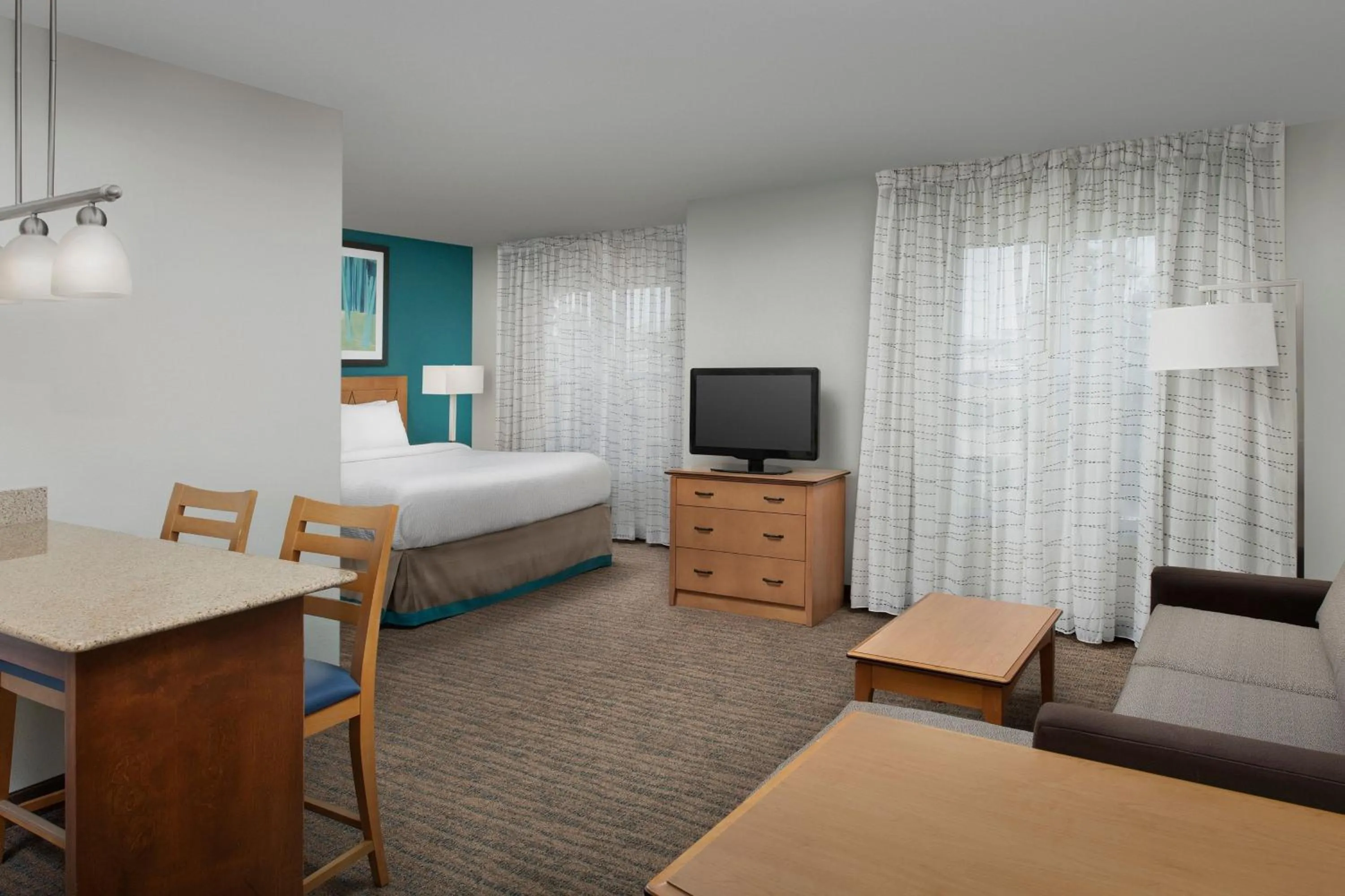 Photo of the whole room, Bed in Residence Inn Chico