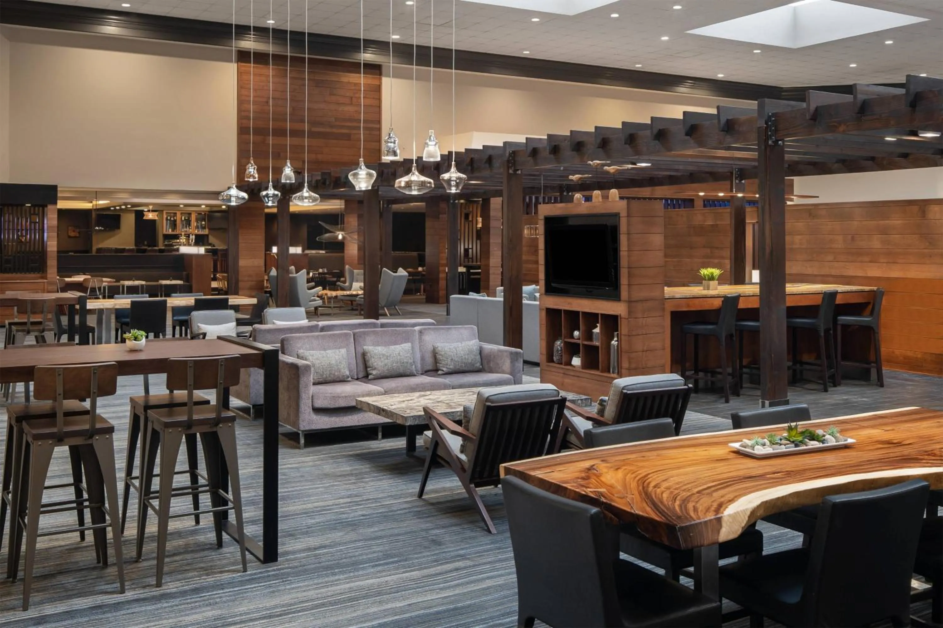 Lobby or reception in Cleveland Marriott East