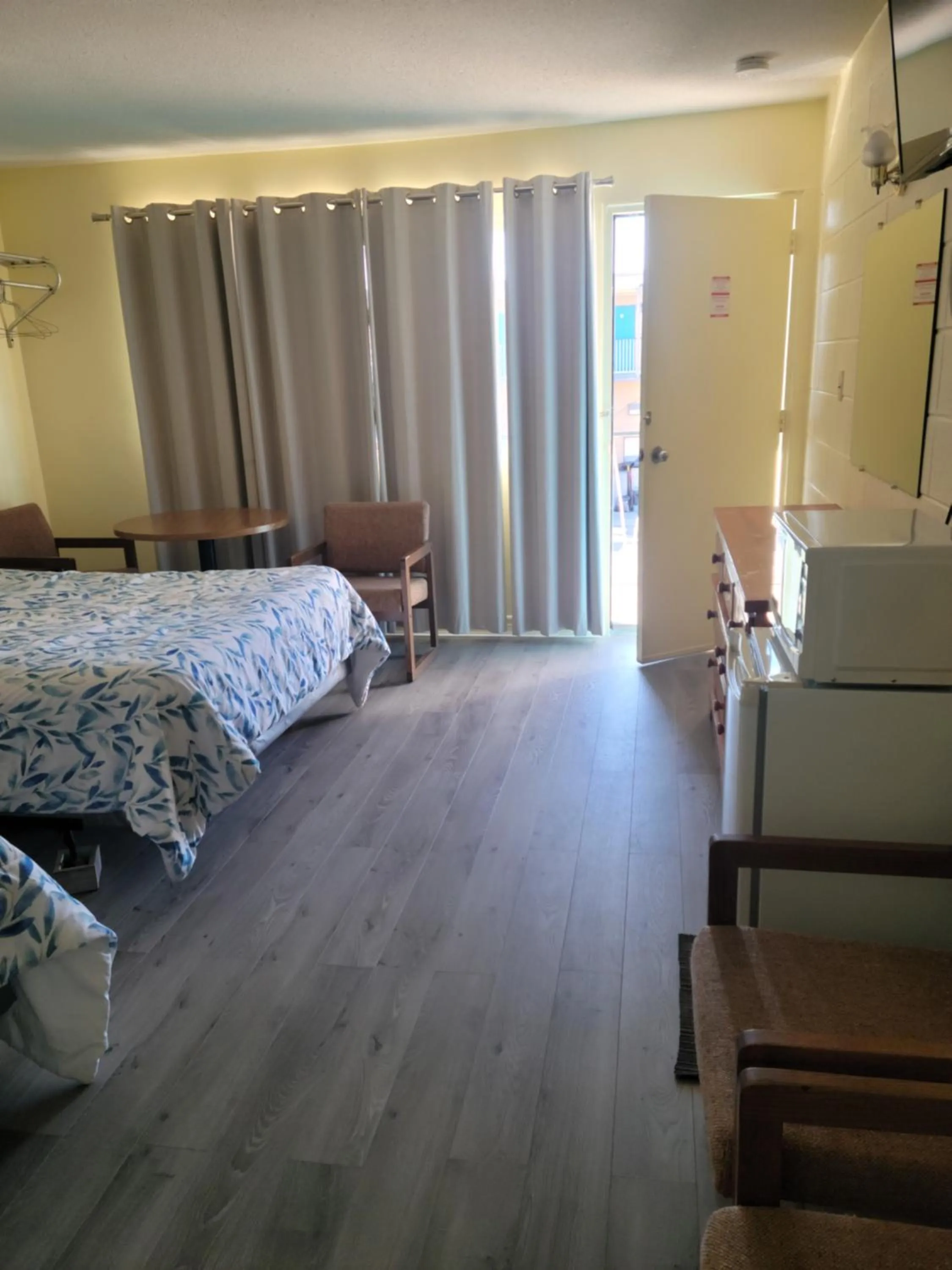 Bed in Olympia Motel