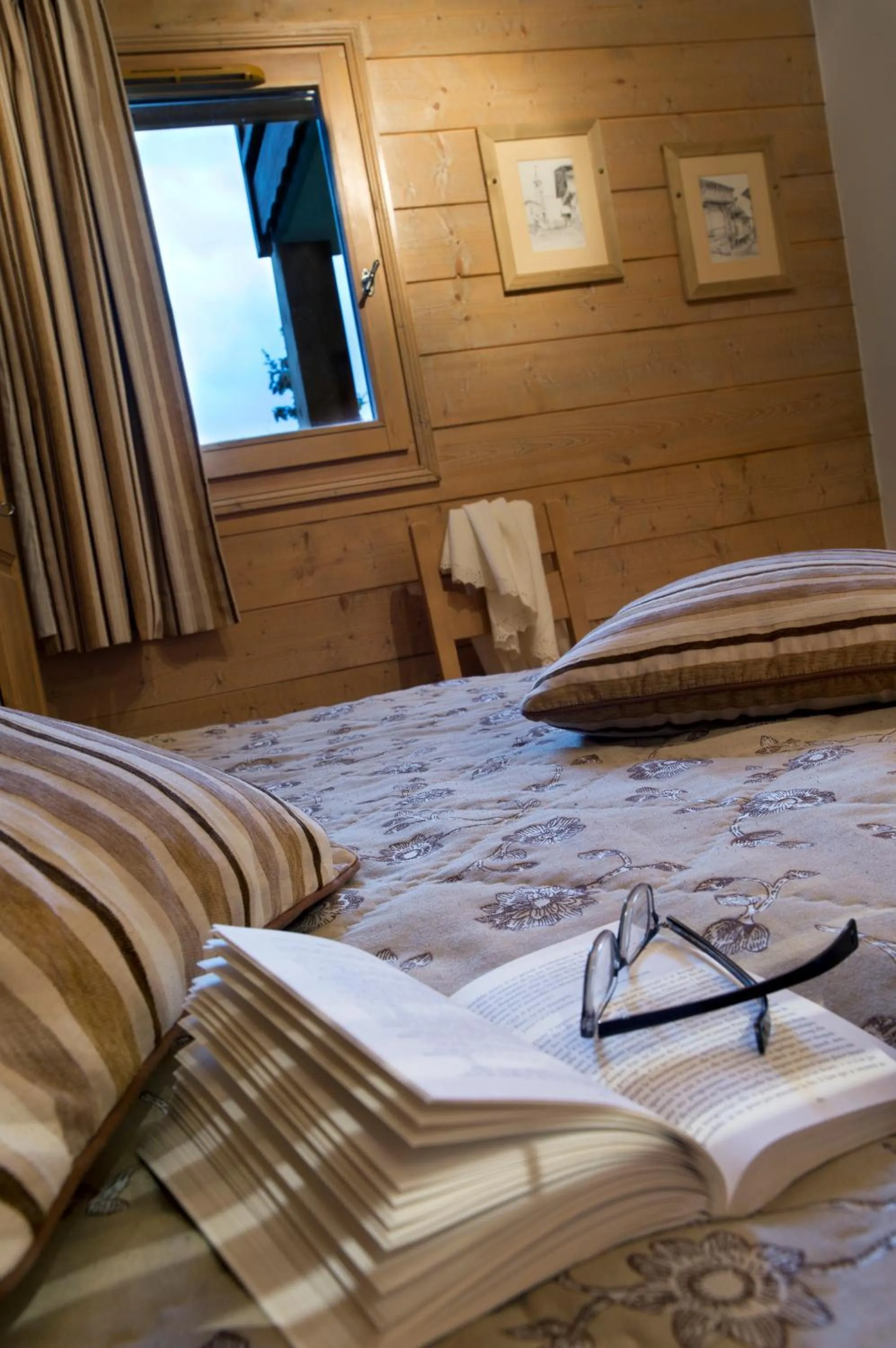 Bedroom, Bed in CGH Résidence Boutique Le Nevada