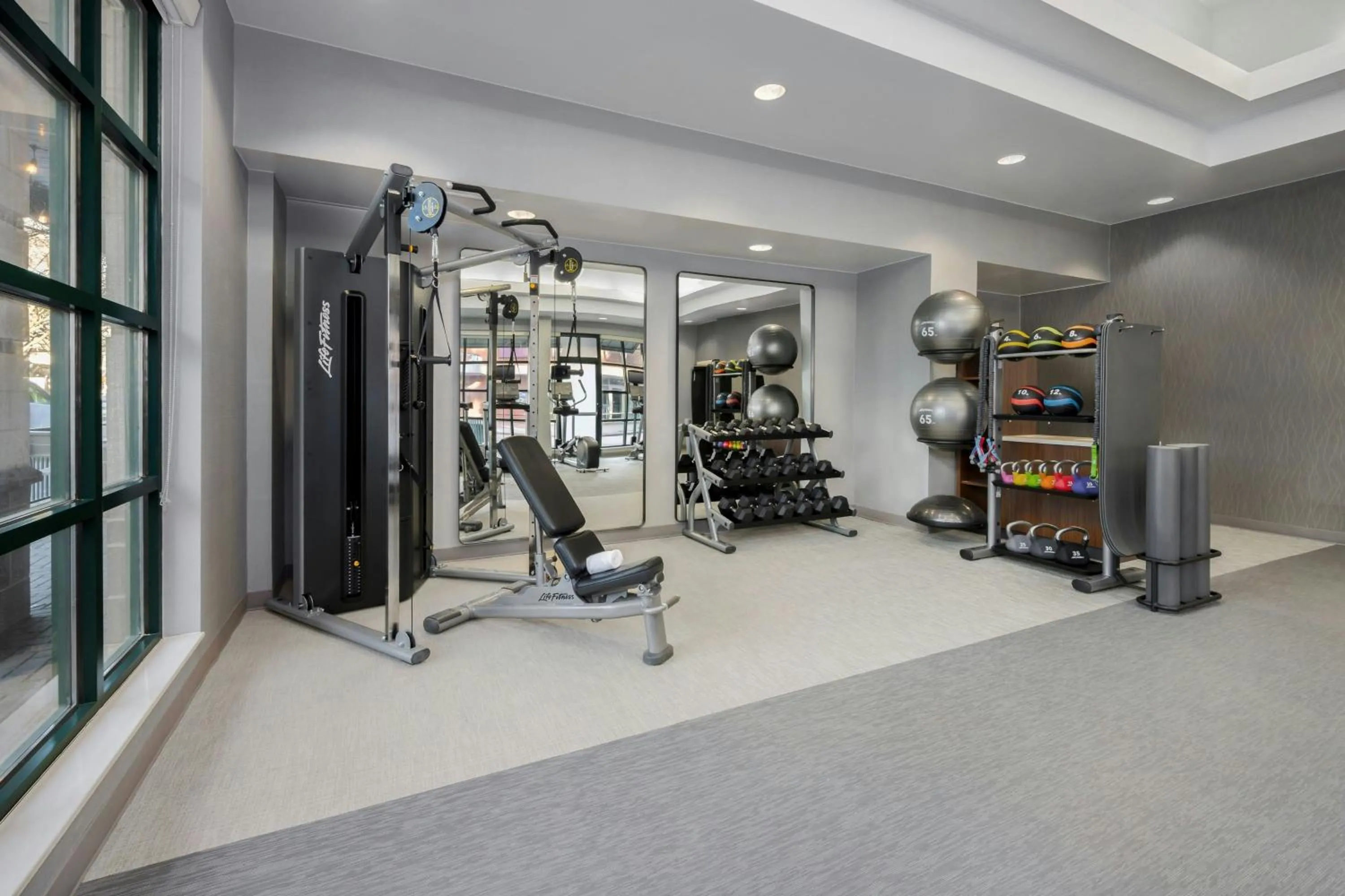 Fitness centre/facilities in Courtyard by Marriott Chattanooga Downtown