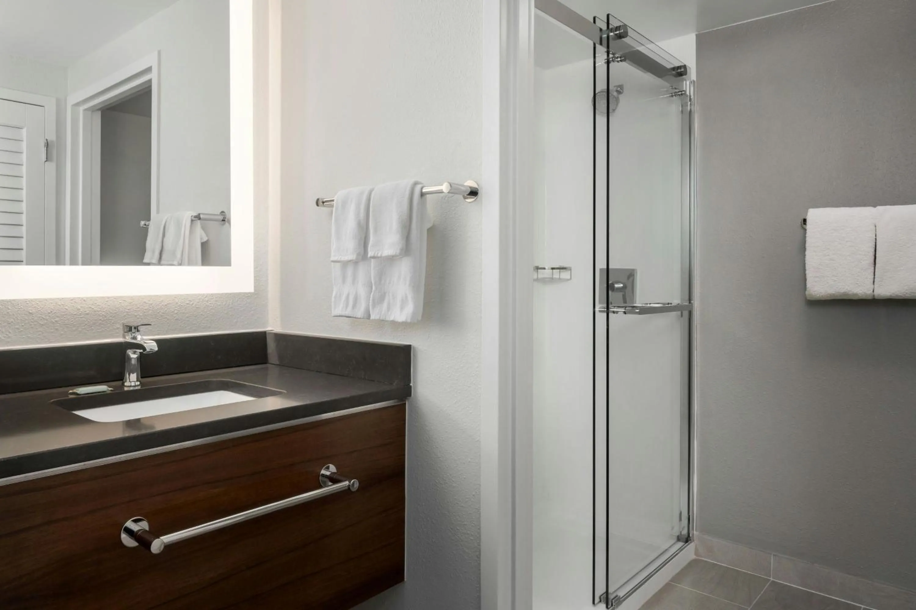 Bathroom in Courtyard by Marriott Chattanooga Downtown