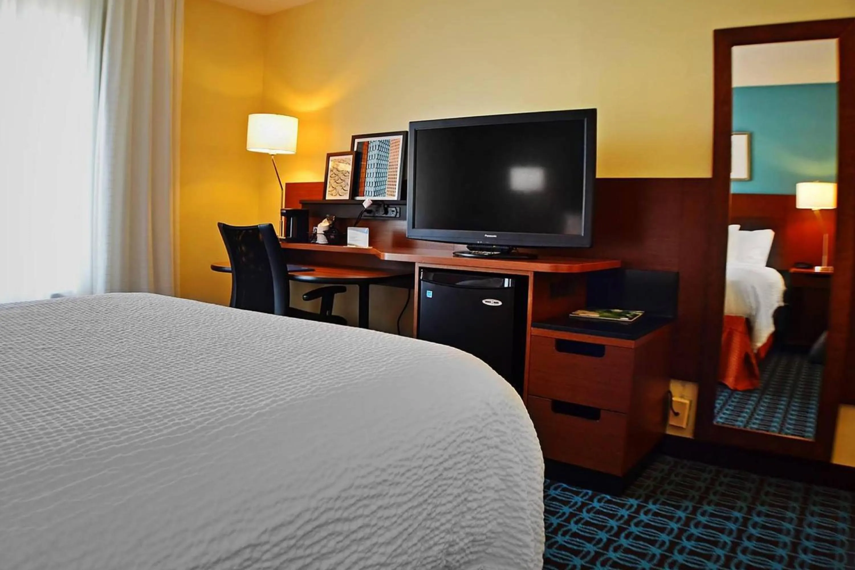 Photo of the whole room, Bed in Fairfield Inn Charlotte Northlake