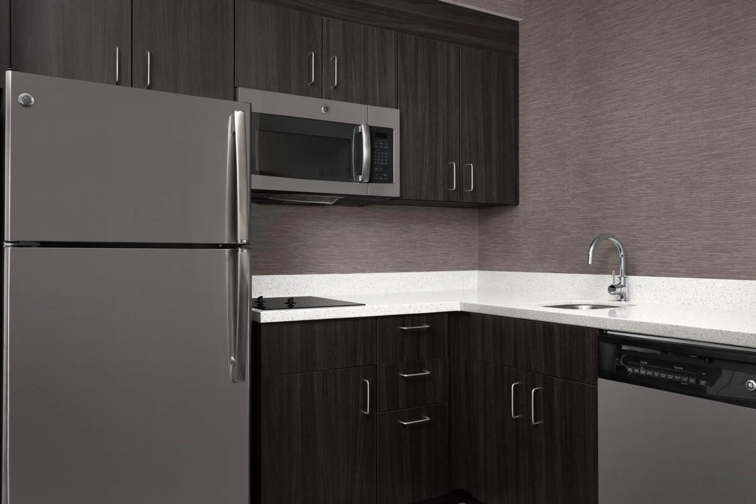 Kitchen or kitchenette in Residence Inn Charlotte SouthPark