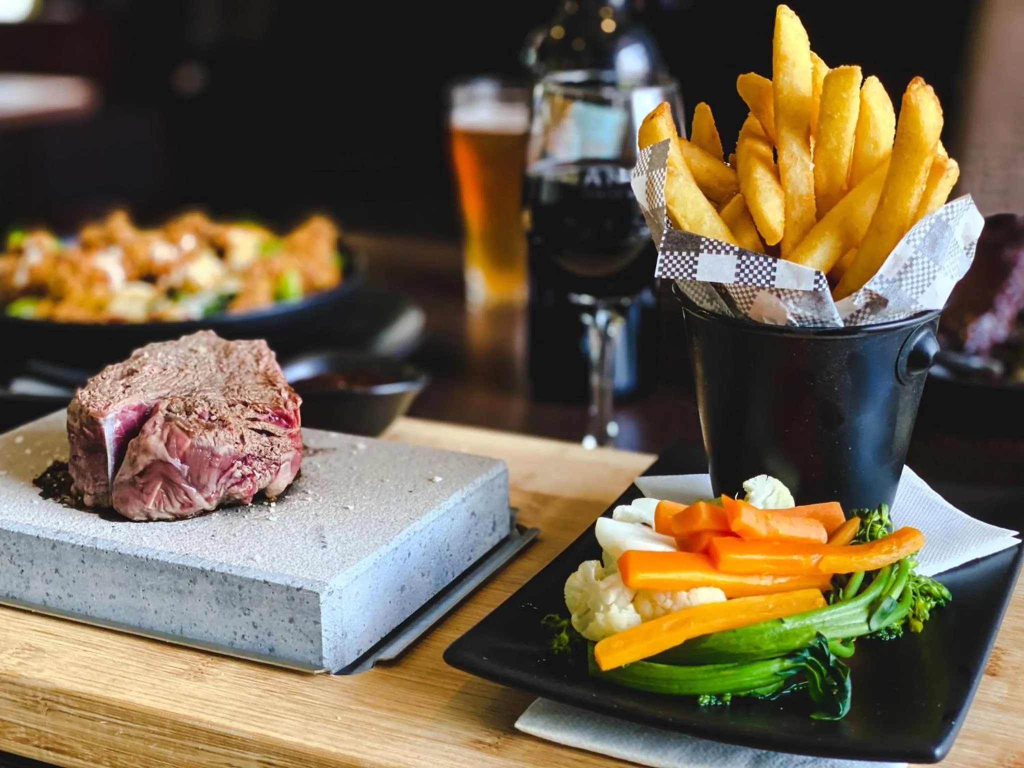 Restaurant/places to eat in Mid City Motel Warrnambool