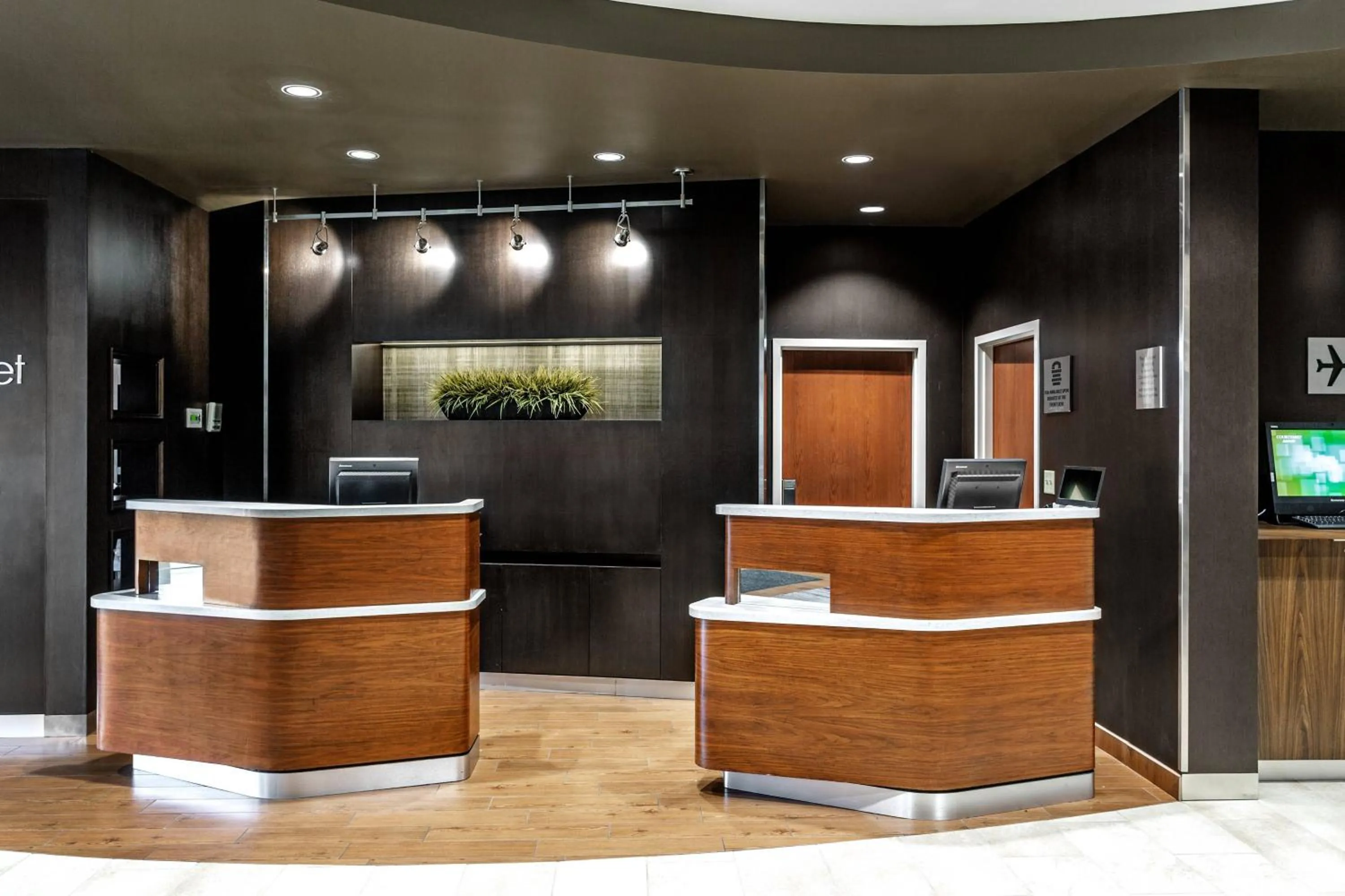 Lobby or reception in Courtyard Columbus Easton