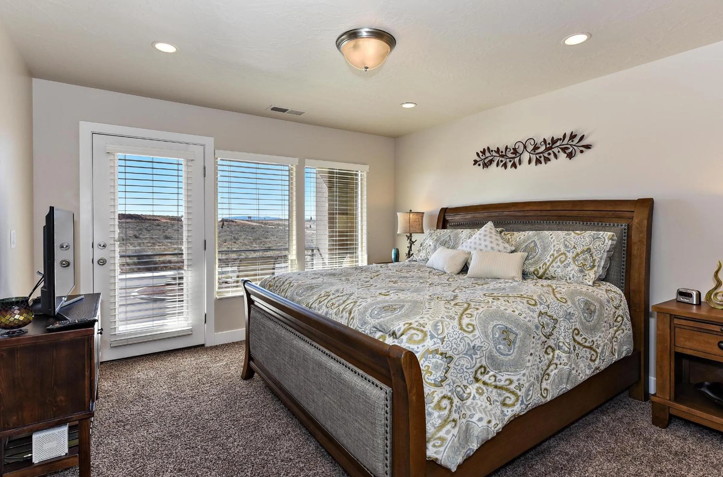 Bed in The Painted Horse