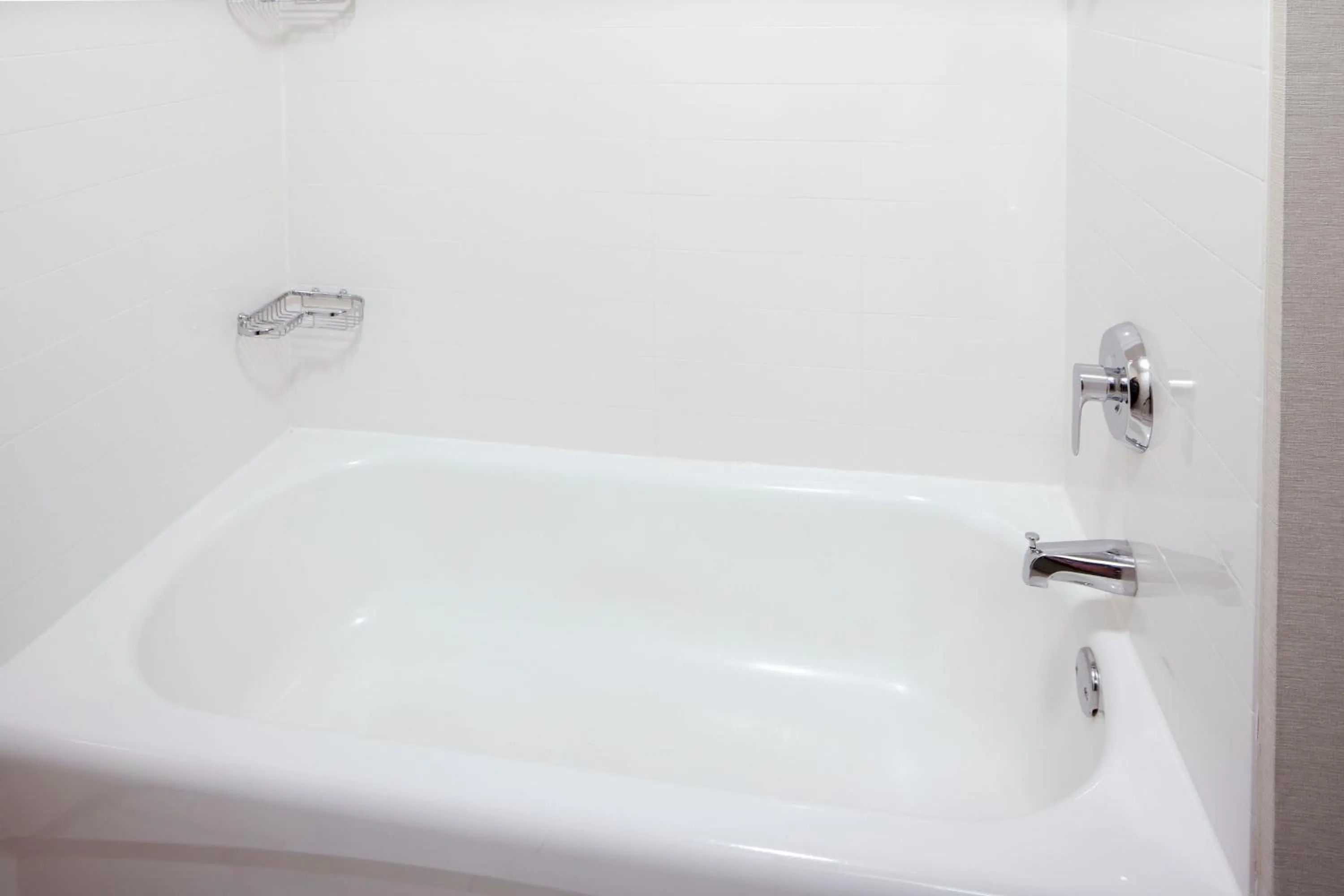 Bathroom in Fairfield Inn & Suites Columbus OSU