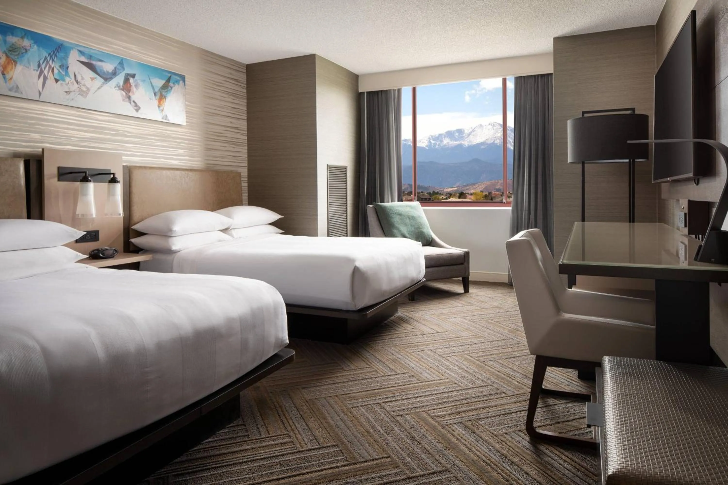 Photo of the whole room, Bed in Colorado Springs Marriott