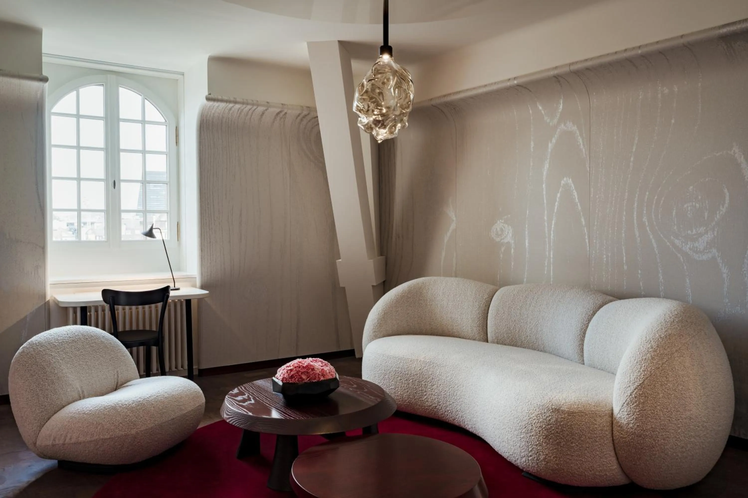 Living room in Grand Hotel LES TROIS ROIS