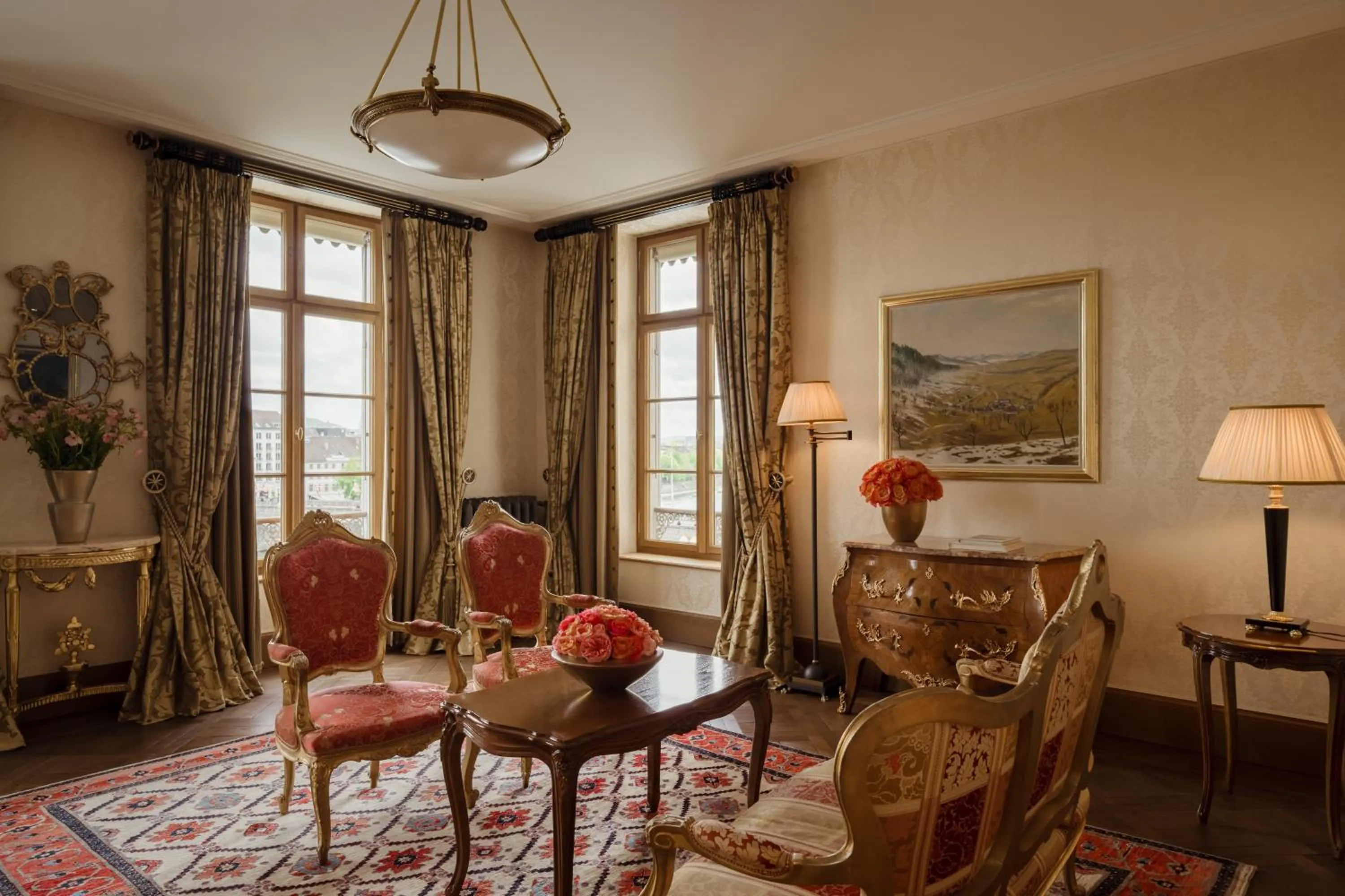 Living room in Grand Hotel LES TROIS ROIS