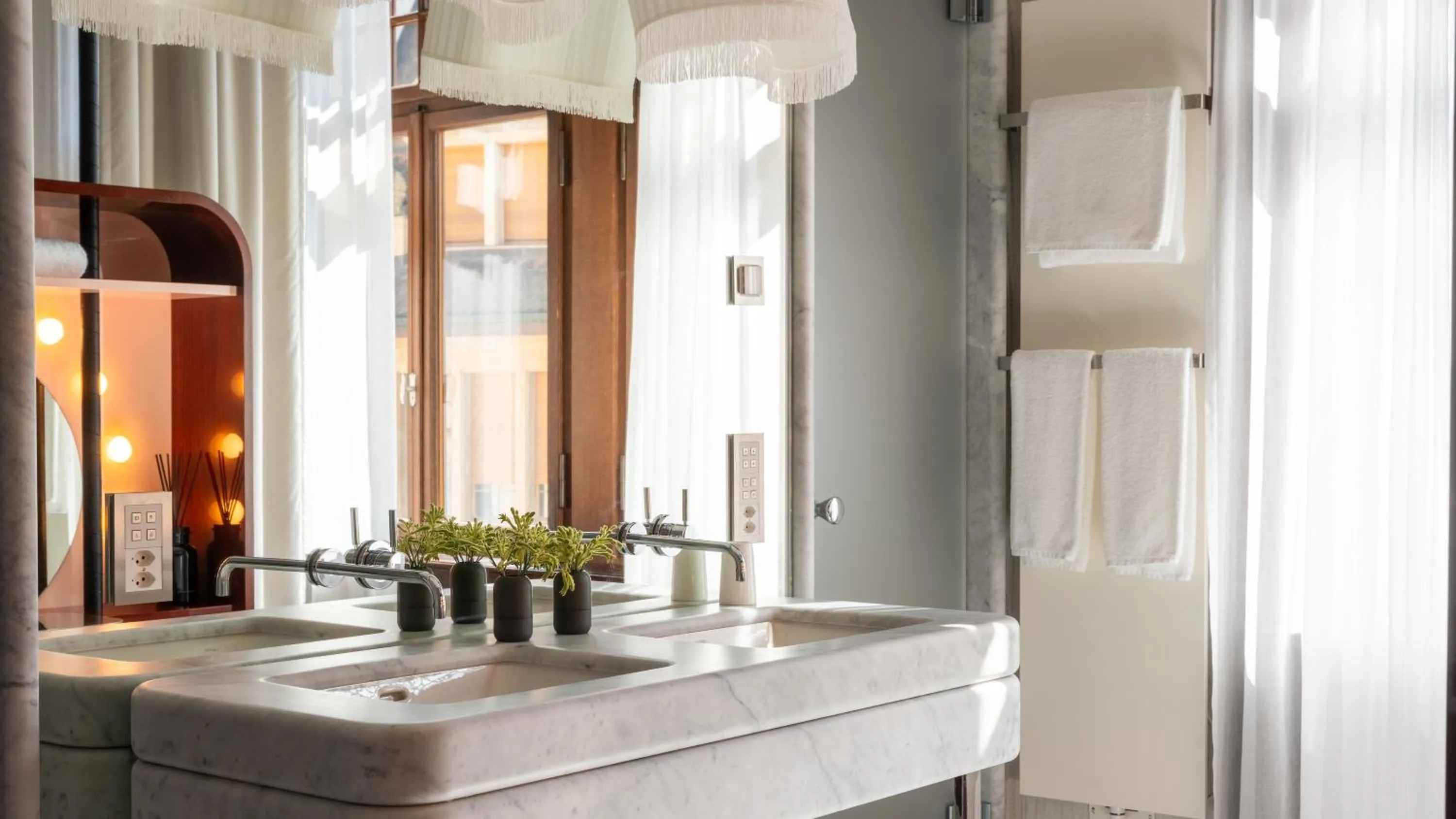 Bathroom in Grand Hotel LES TROIS ROIS