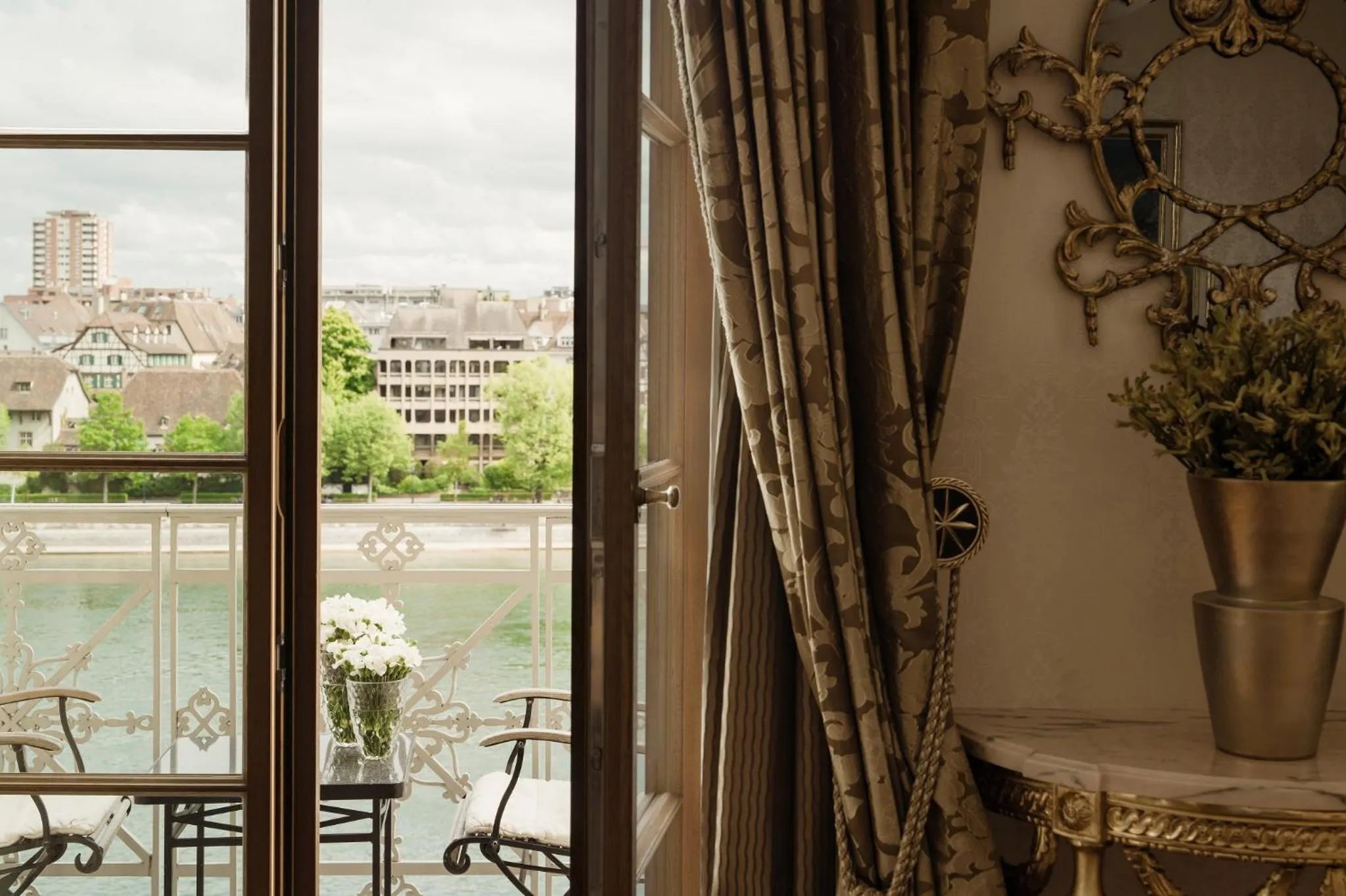 View (from property/room) in Grand Hotel LES TROIS ROIS